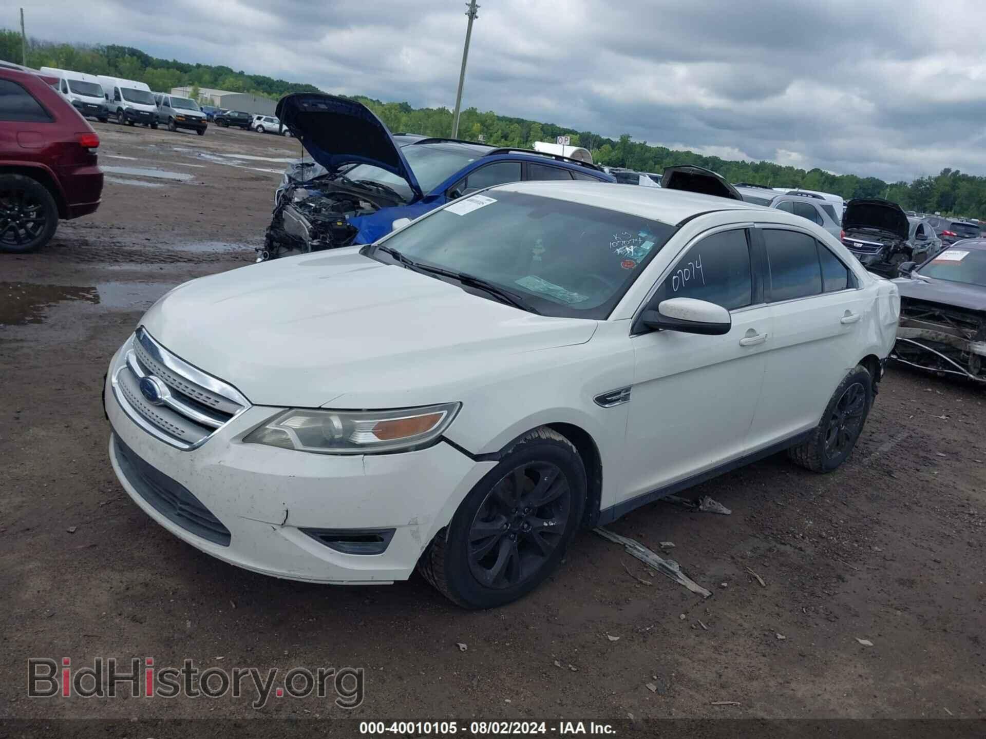 2010 FORD TAURUS - VIN: 1FAHP2EW6AG107074 - Фото 2