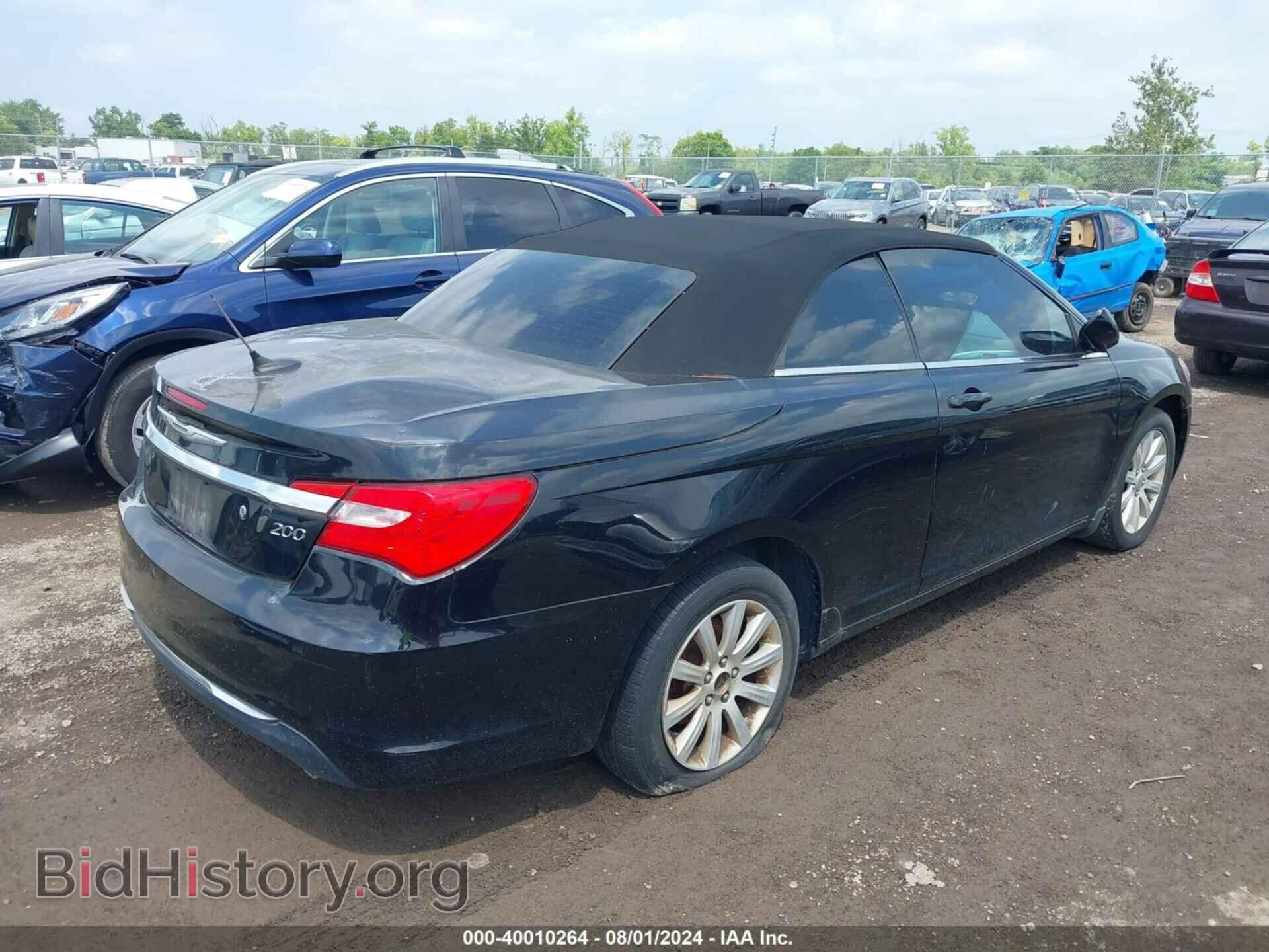 2011 CHRYSLER 200 - VIN: 1C3BC2EGXBN563729 - Фото 4