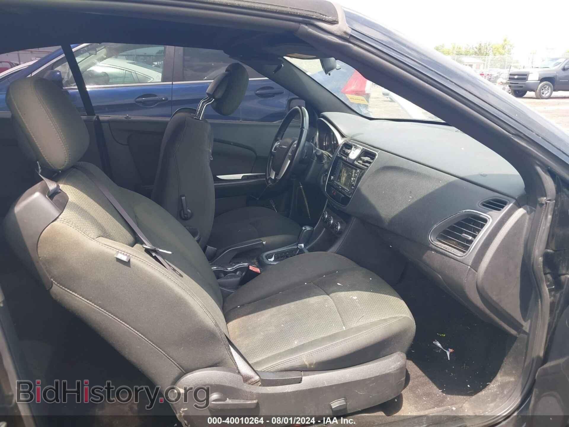 2011 CHRYSLER 200 - VIN: 1C3BC2EGXBN563729 - Фото 5