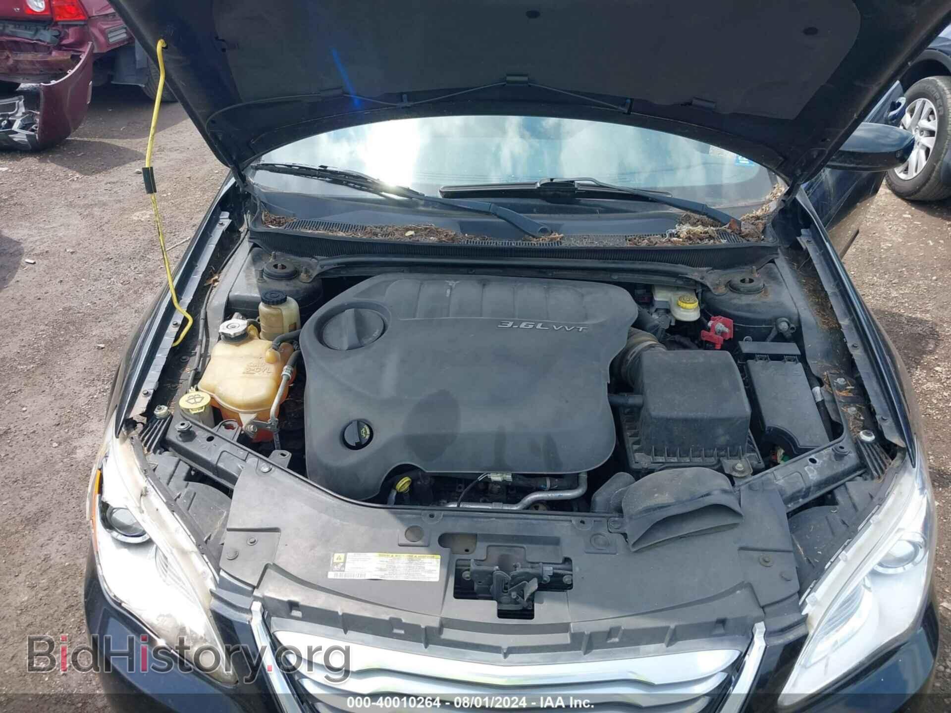2011 CHRYSLER 200 - VIN: 1C3BC2EGXBN563729 - Фото 10