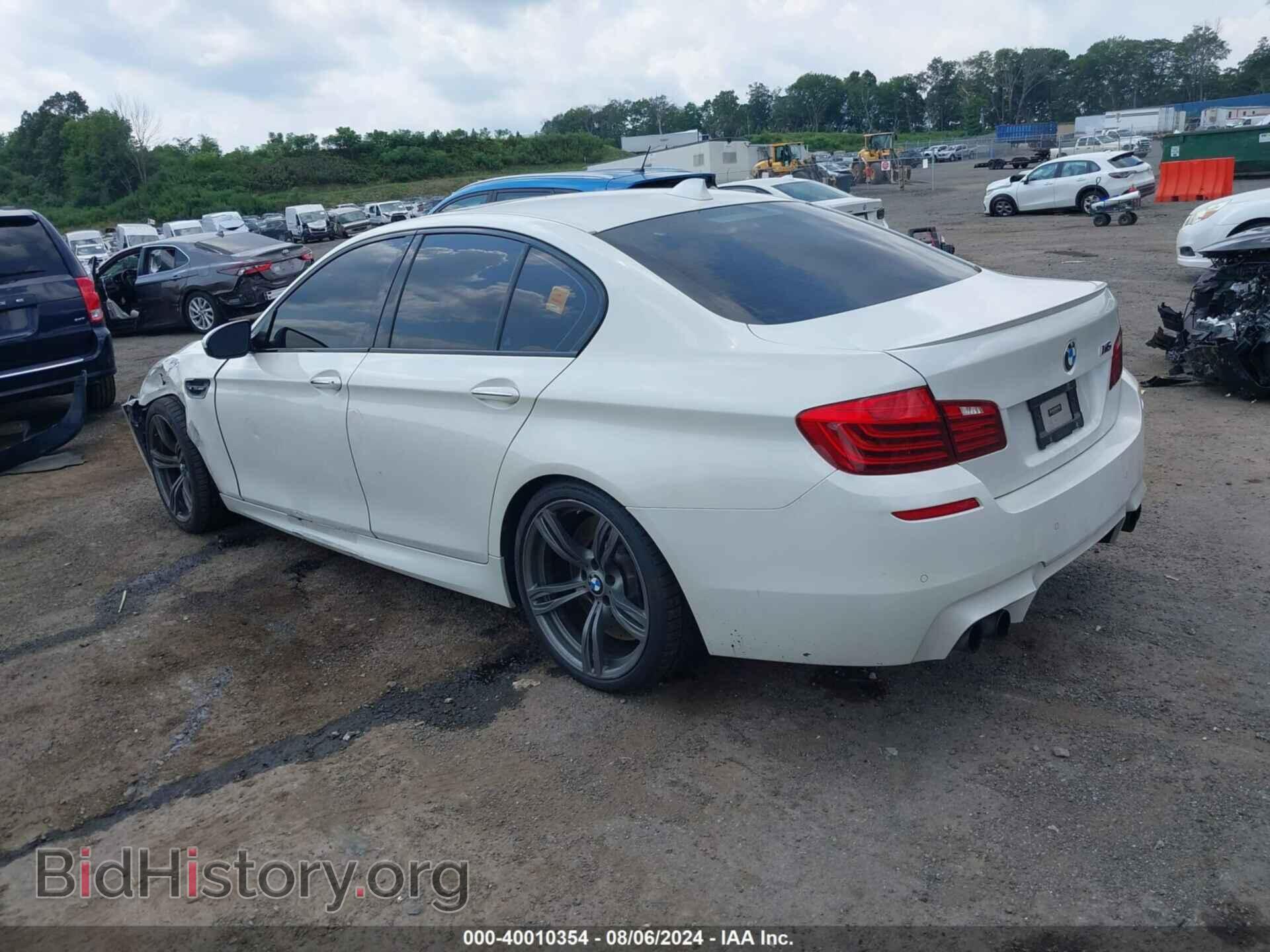 2014 BMW M5 - VIN: WBSFV9C51ED593710 - Фото 3