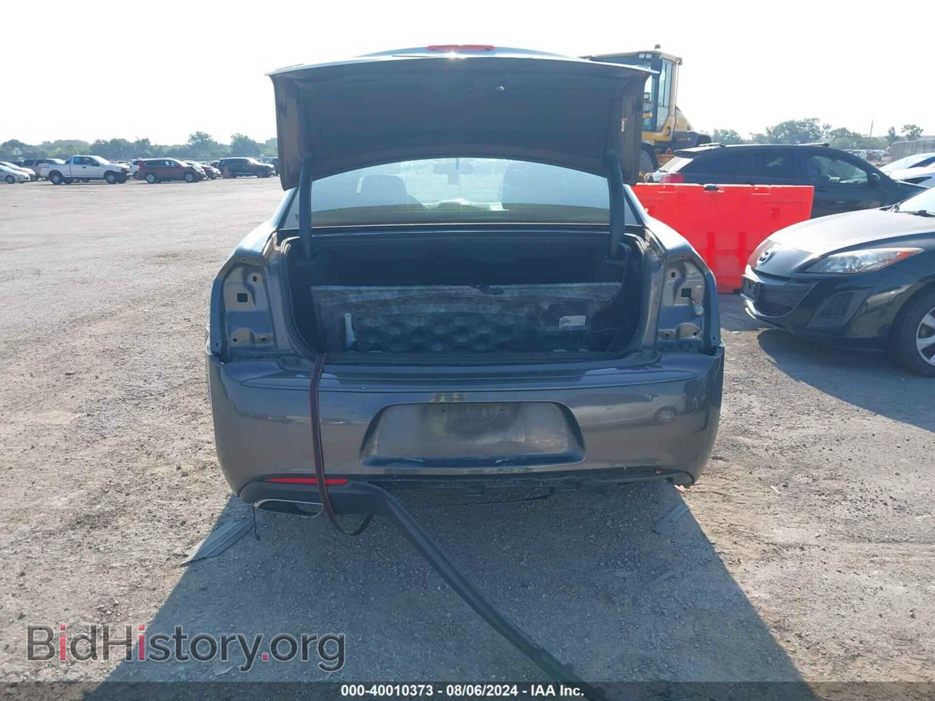 2019 CHRYSLER 300 - VIN: 2C3CCAGGXKH586030 - Фото 6
