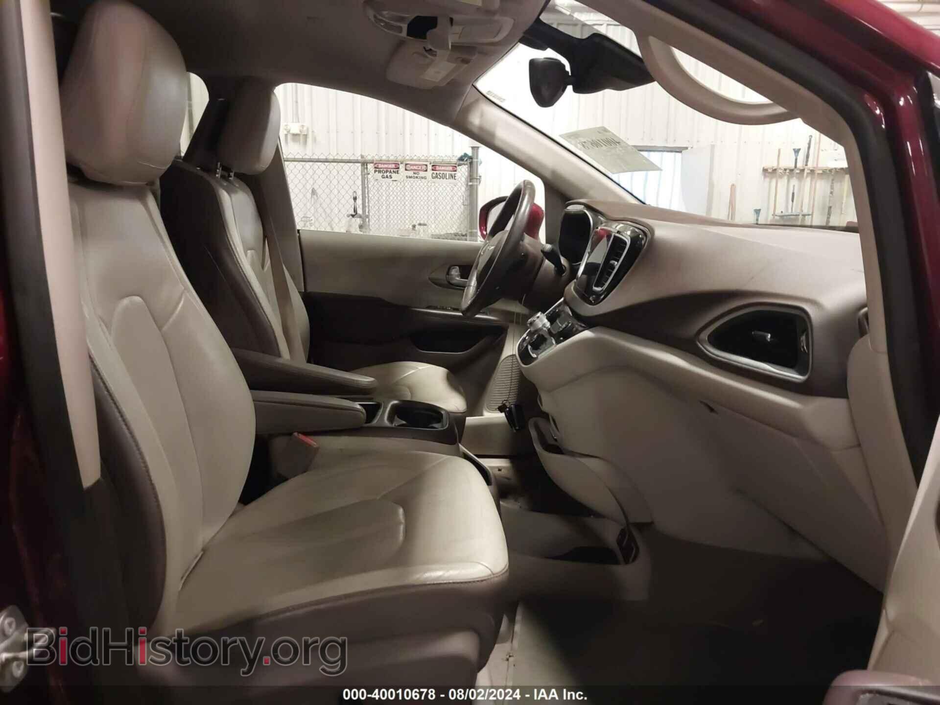 2017 CHRYSLER PACIFICA - VIN: 2C4RC1EG2HR659631 - Photo 5