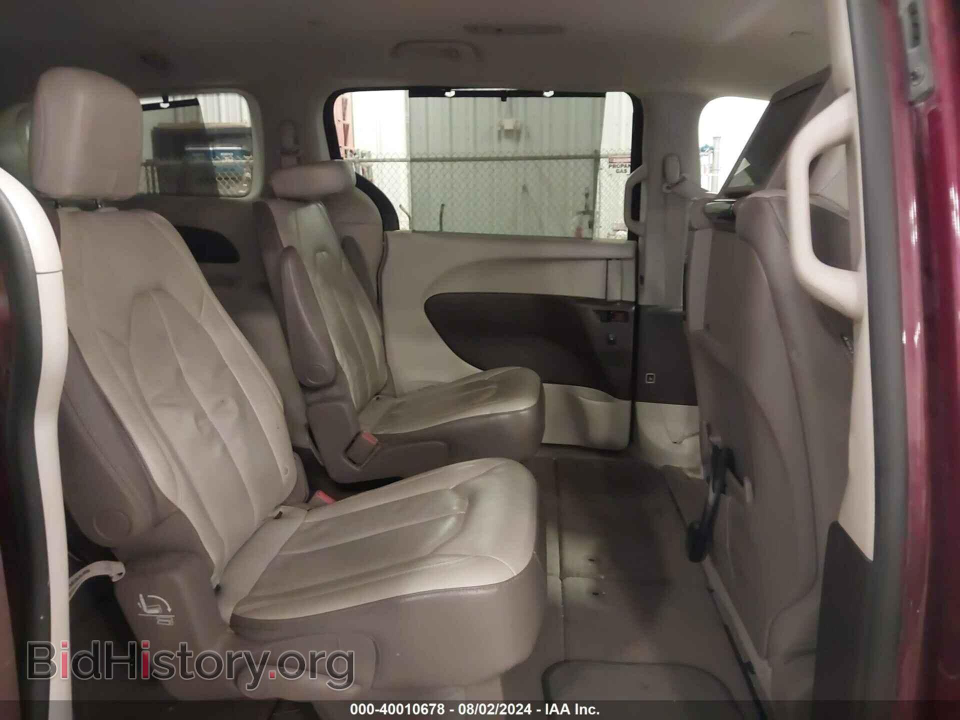 2017 CHRYSLER PACIFICA - VIN: 2C4RC1EG2HR659631 - Photo 8