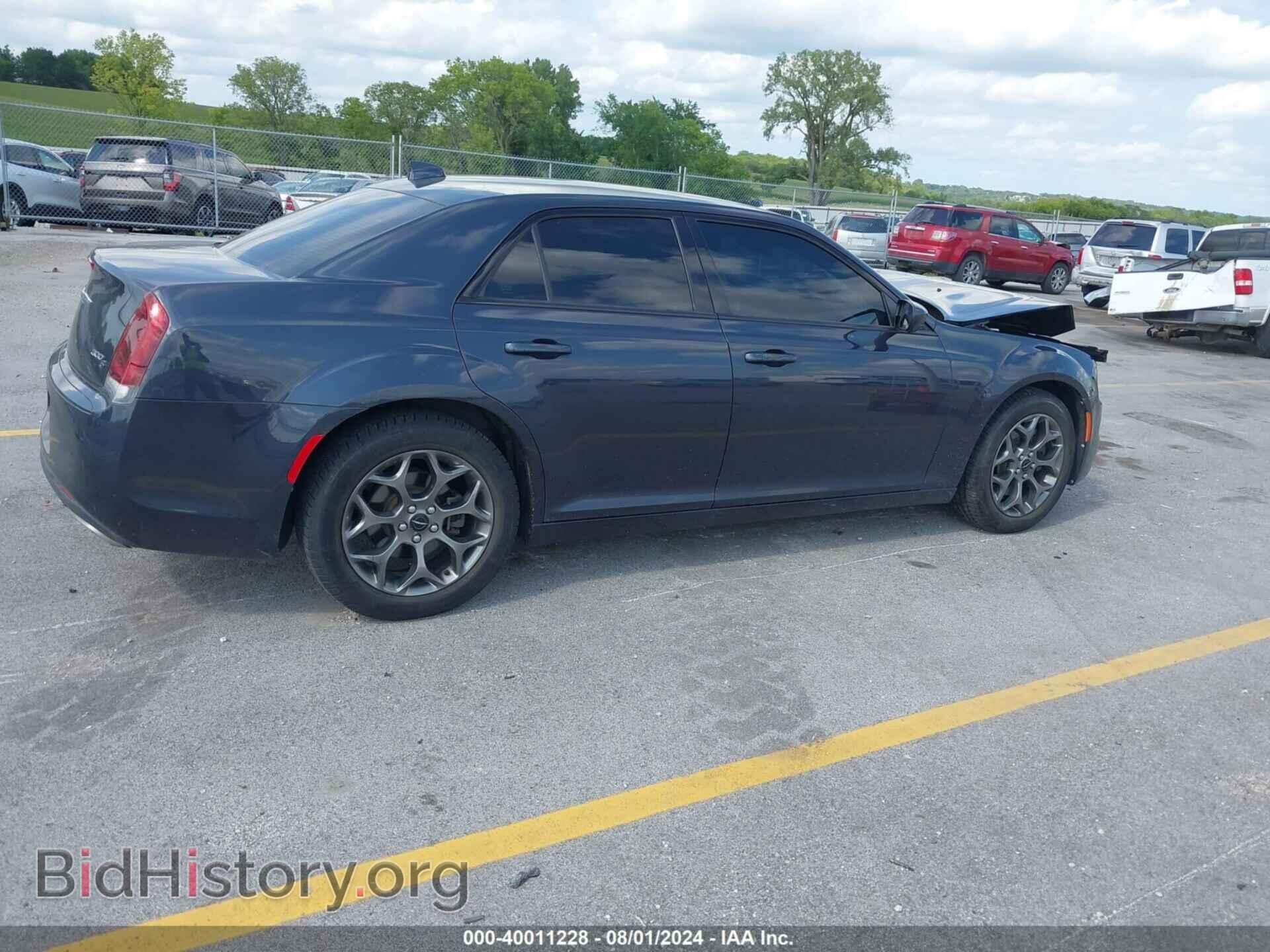 2016 CHRYSLER 300 - VIN: 2C3CCAGG3GH234320 - Фото 4