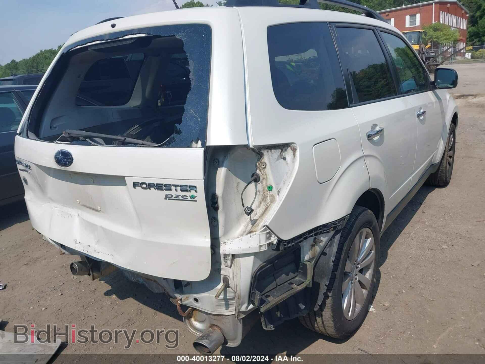 2011 SUBARU FORESTER - VIN: JF2SHAEC0BH772207 - Фото 4