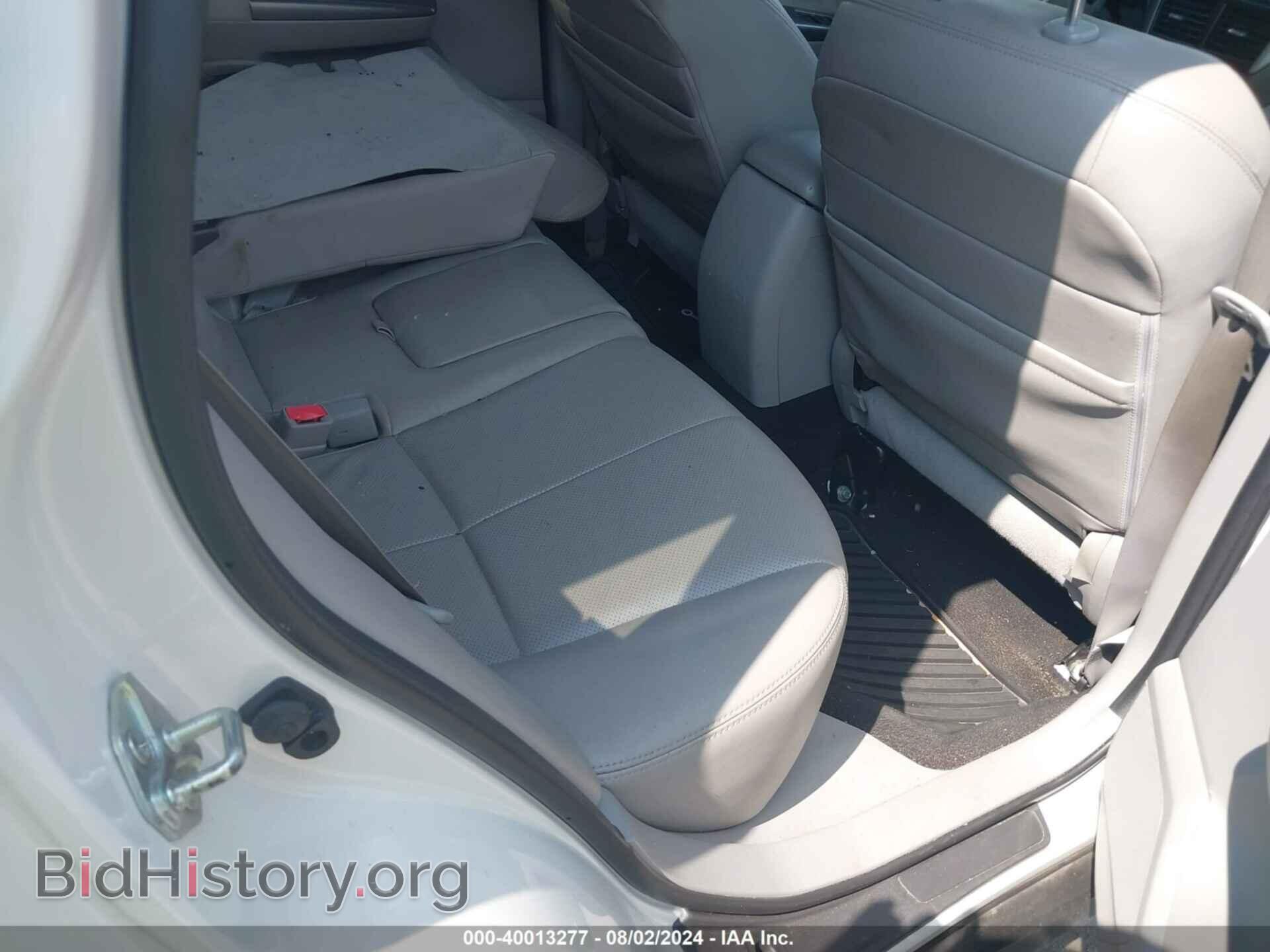 2011 SUBARU FORESTER - VIN: JF2SHAEC0BH772207 - Фото 8