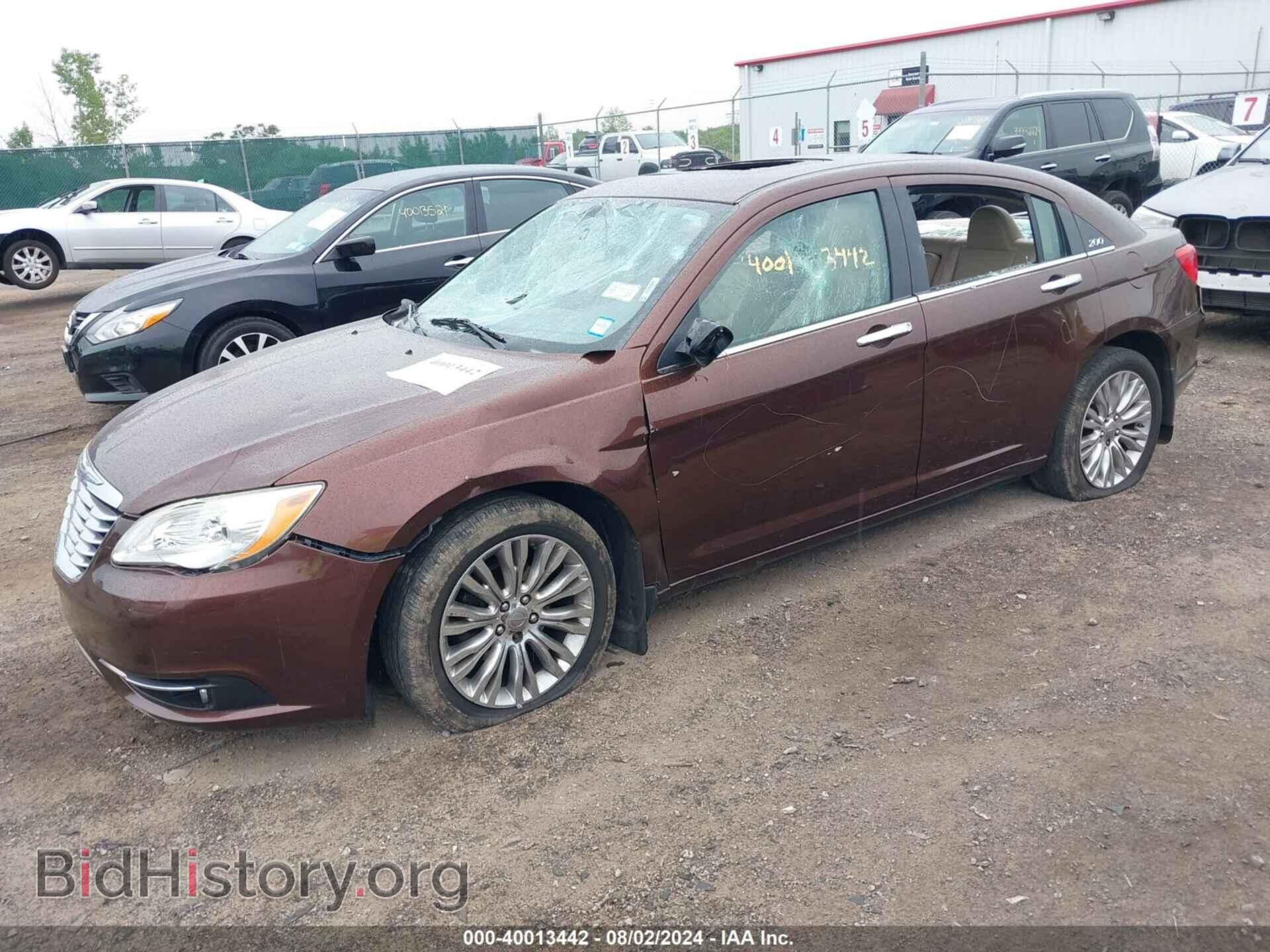 2012 CHRYSLER 200 - VIN: 1C3CCBCB3CN176744 - Photo 2