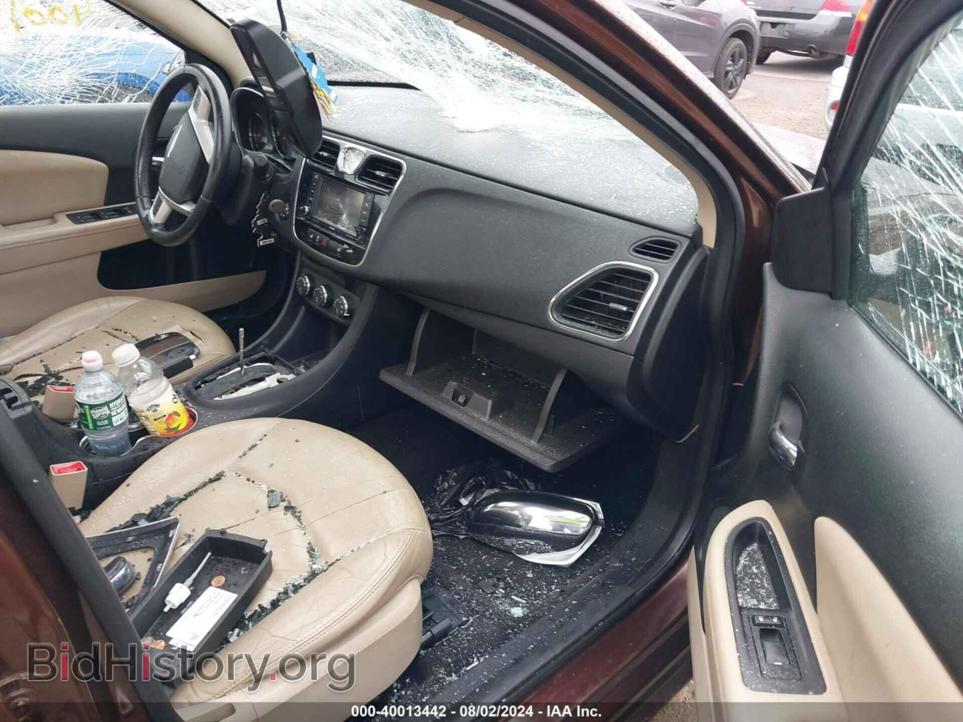 2012 CHRYSLER 200 - VIN: 1C3CCBCB3CN176744 - Photo 5