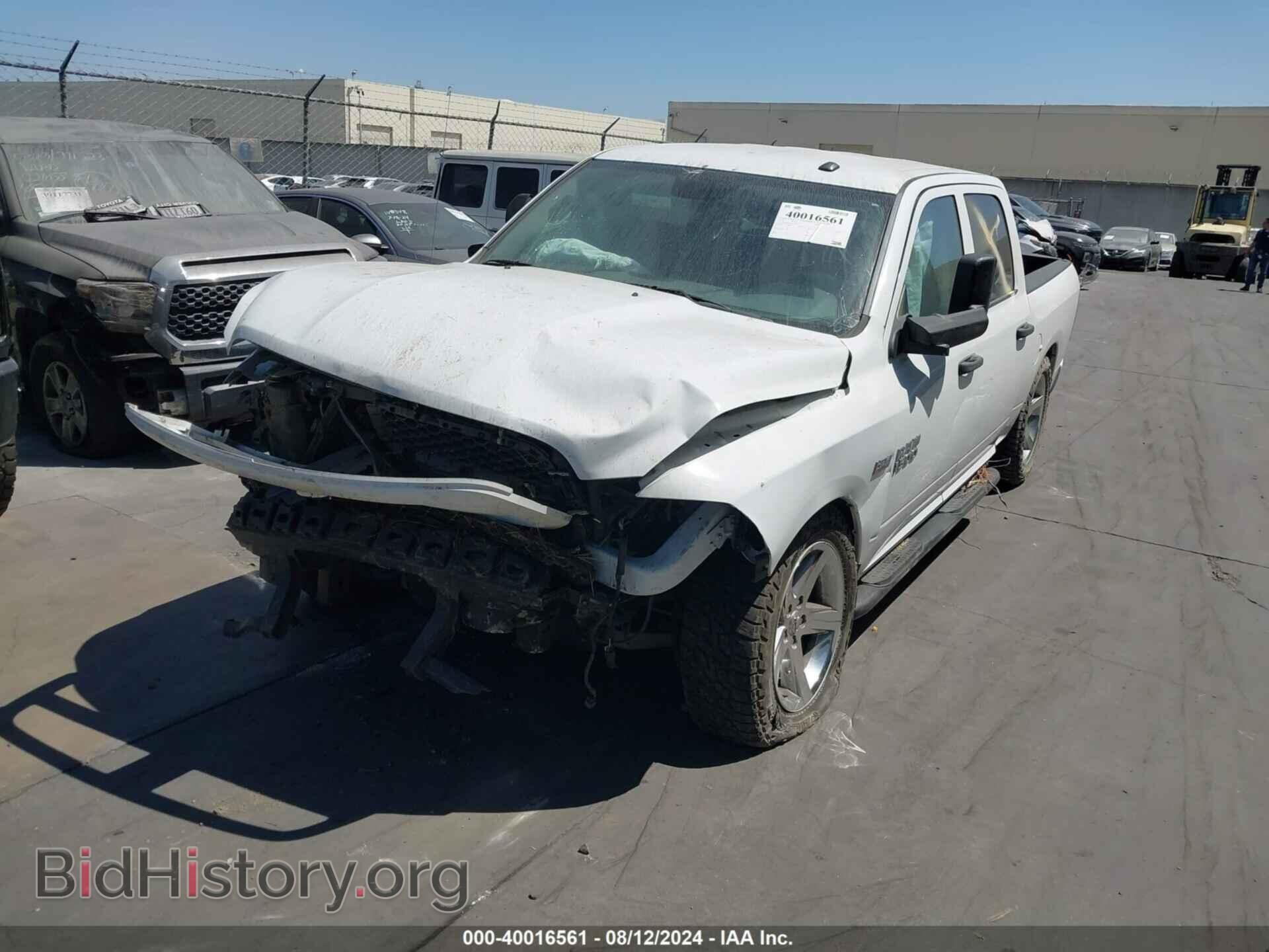 2016 RAM 1500 - VIN: 3C6RR6KT8GG326097 - Фото 2