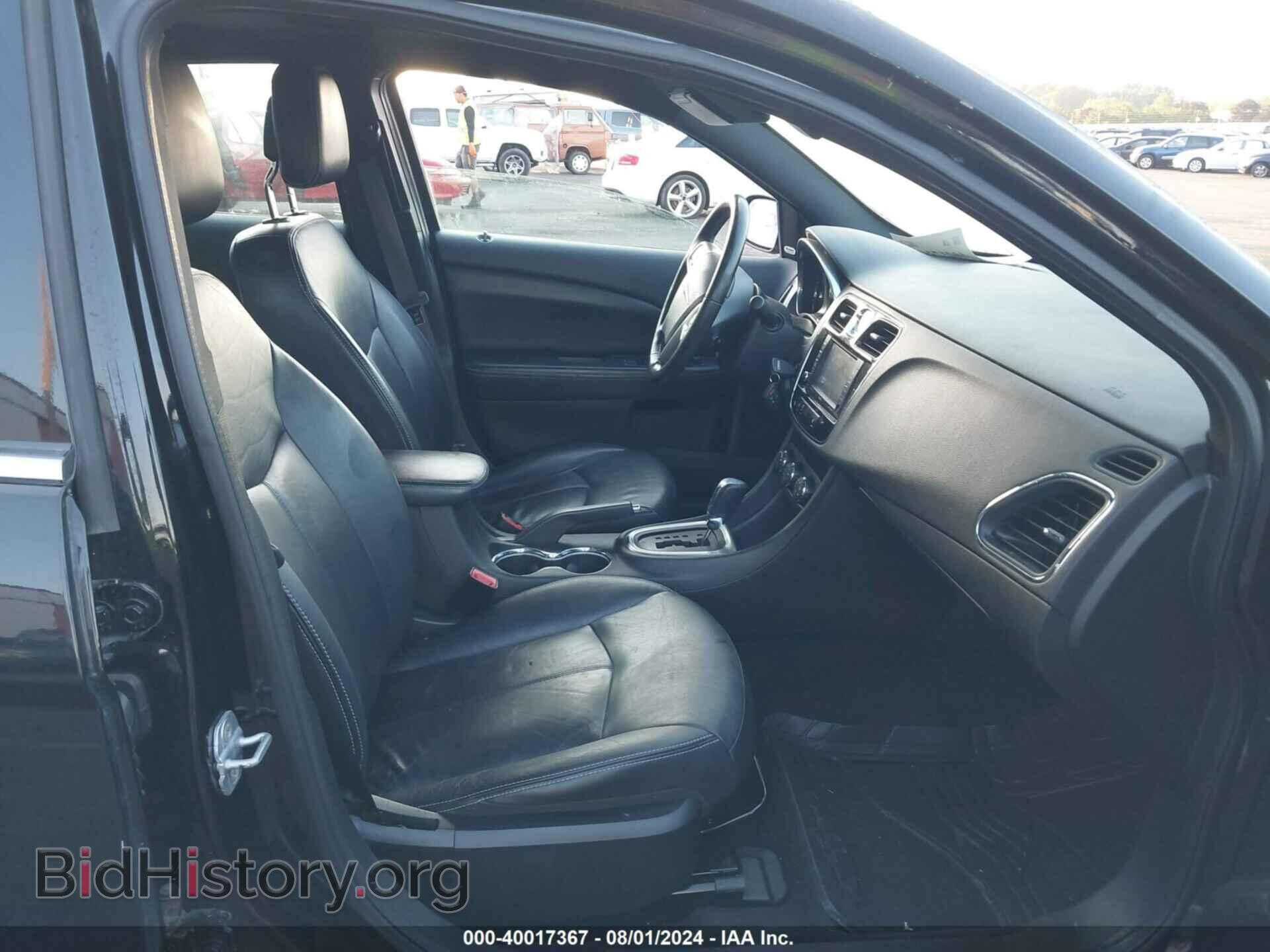 2011 CHRYSLER 200 - VIN: 1C3BC2FG3BN581679 - Фото 5