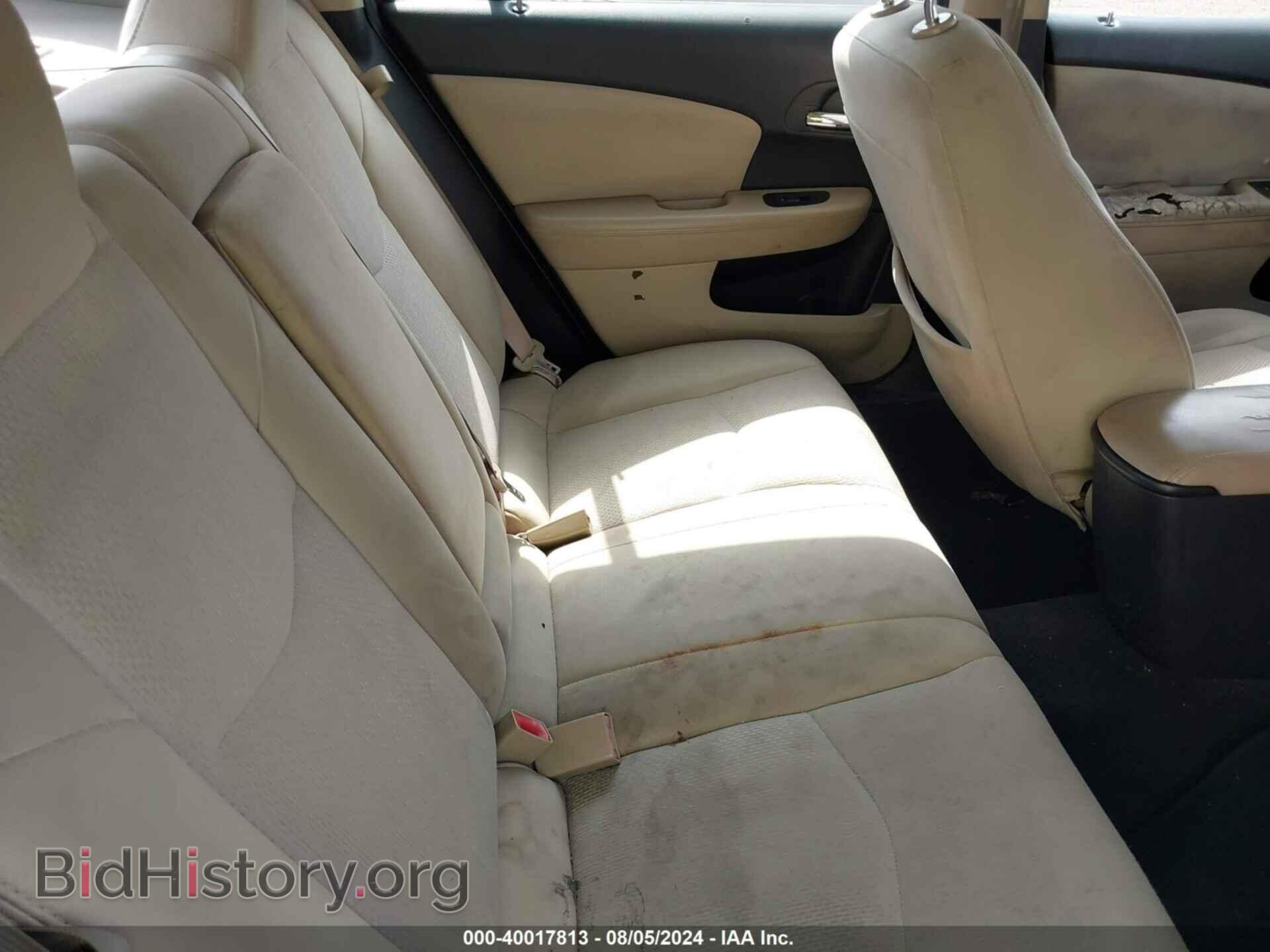 2012 CHRYSLER 200 - VIN: 1C3CCBBB2CN107805 - Фото 8