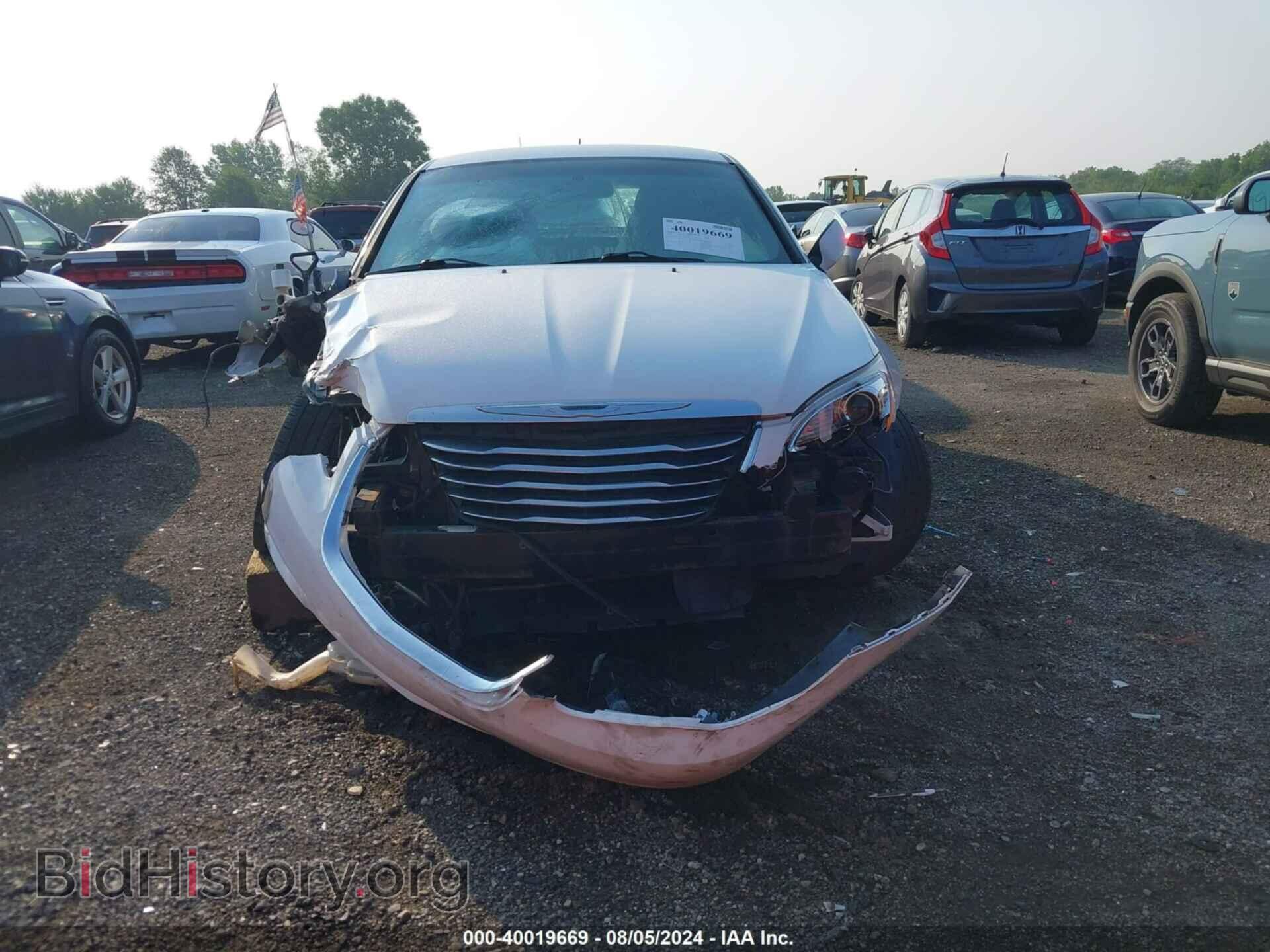 2012 CHRYSLER 200 - VIN: 1C3CCBAB2CN319752 - Фото 12