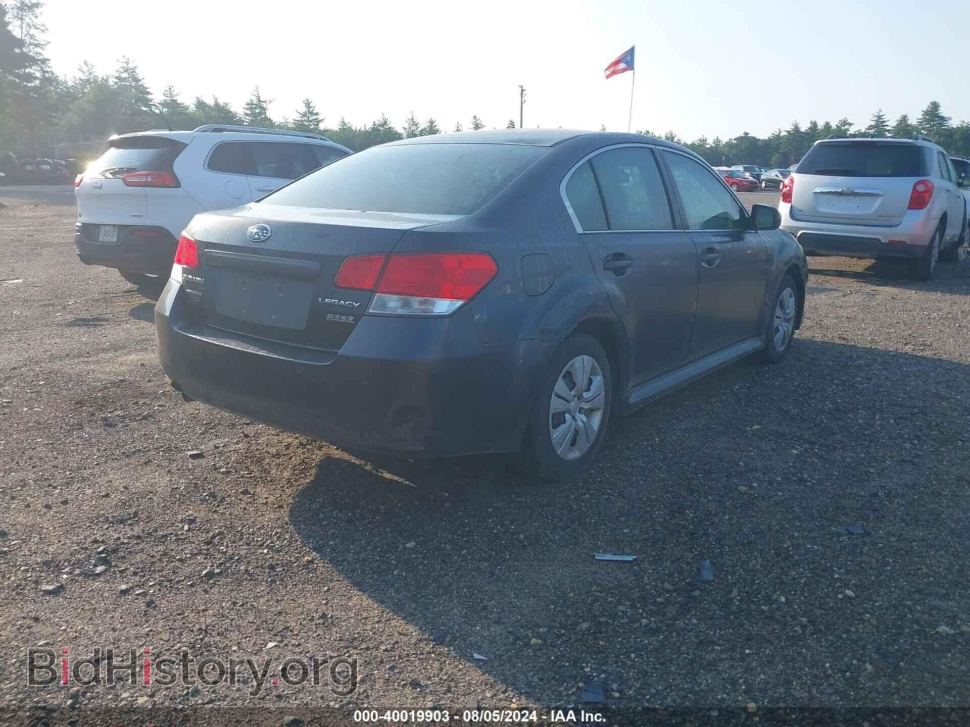 2011 SUBARU LEGACY - VIN: 4S3BMBA61B3240140 - Фото 4