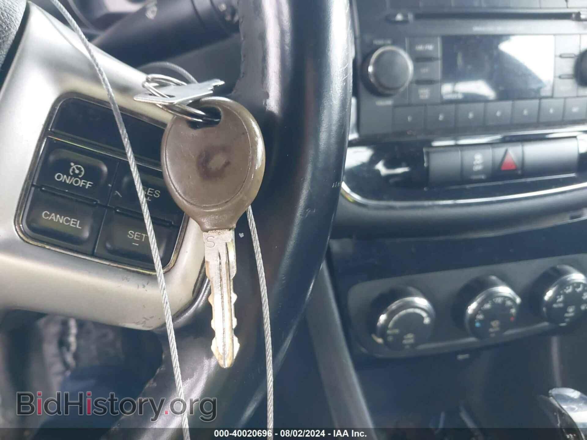 2013 CHRYSLER 200 - VIN: 1C3CCBBB5DN600590 - Фото 11