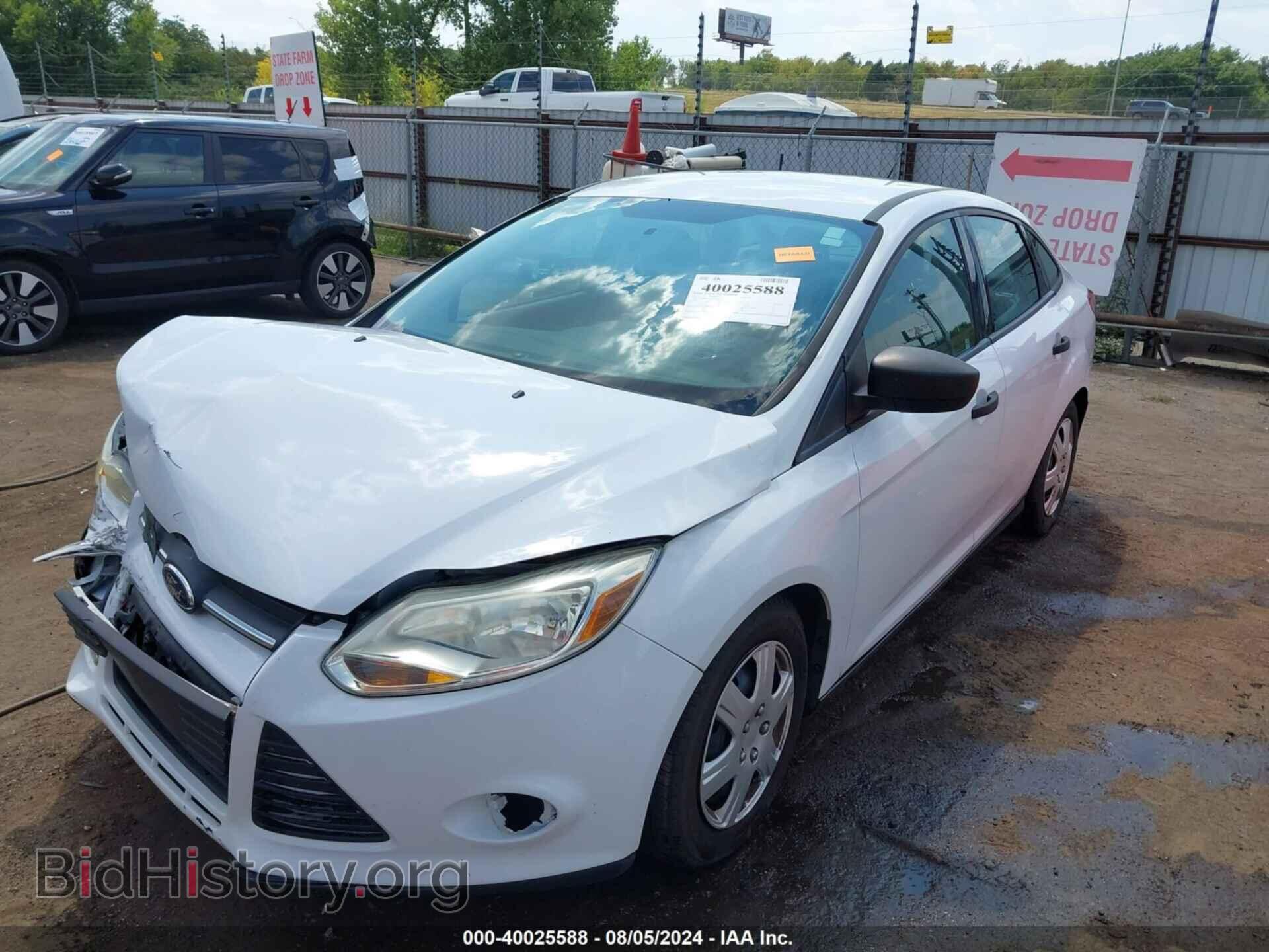 2014 FORD FOCUS - VIN: 1FADP3E25EL196232 - Фото 2