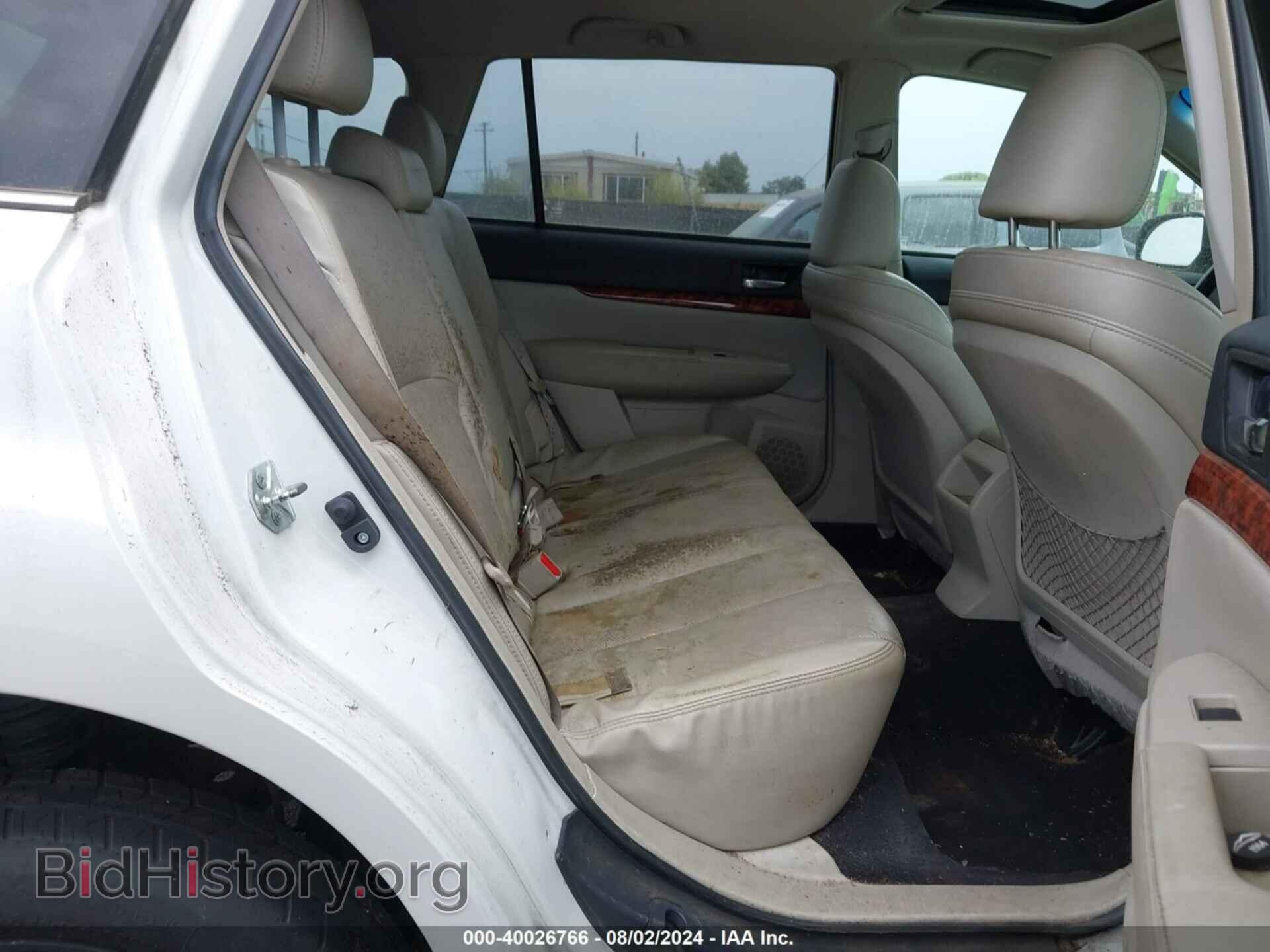 2011 SUBARU OUTBACK - VIN: 4S4BRDLC8B2332721 - Photo 8