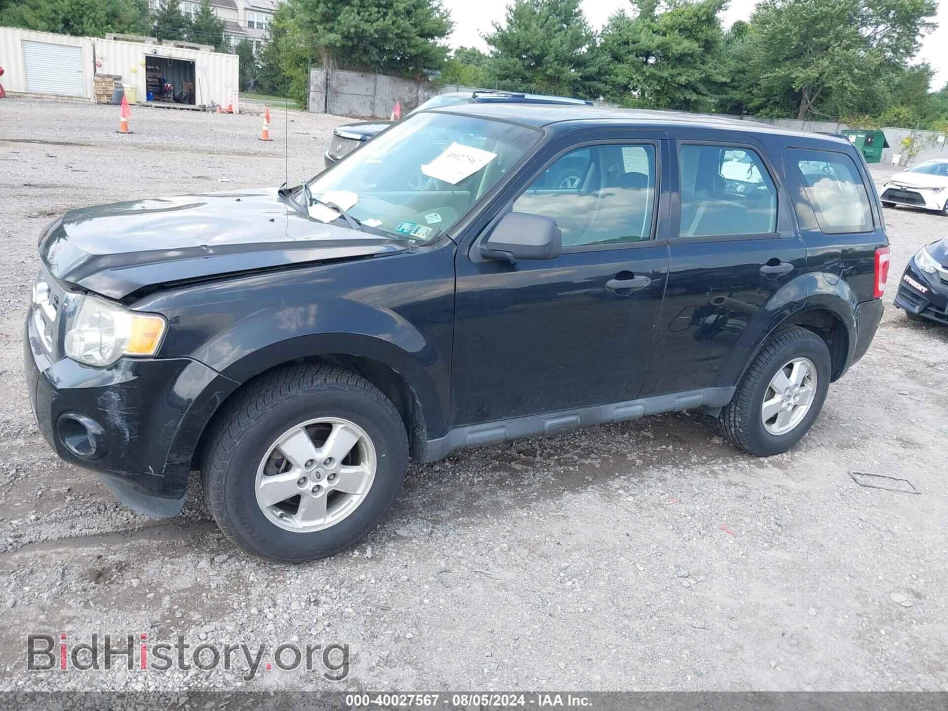 2011 FORD ESCAPE - VIN: 1FMCU0C75BKC47737 - Photo 2