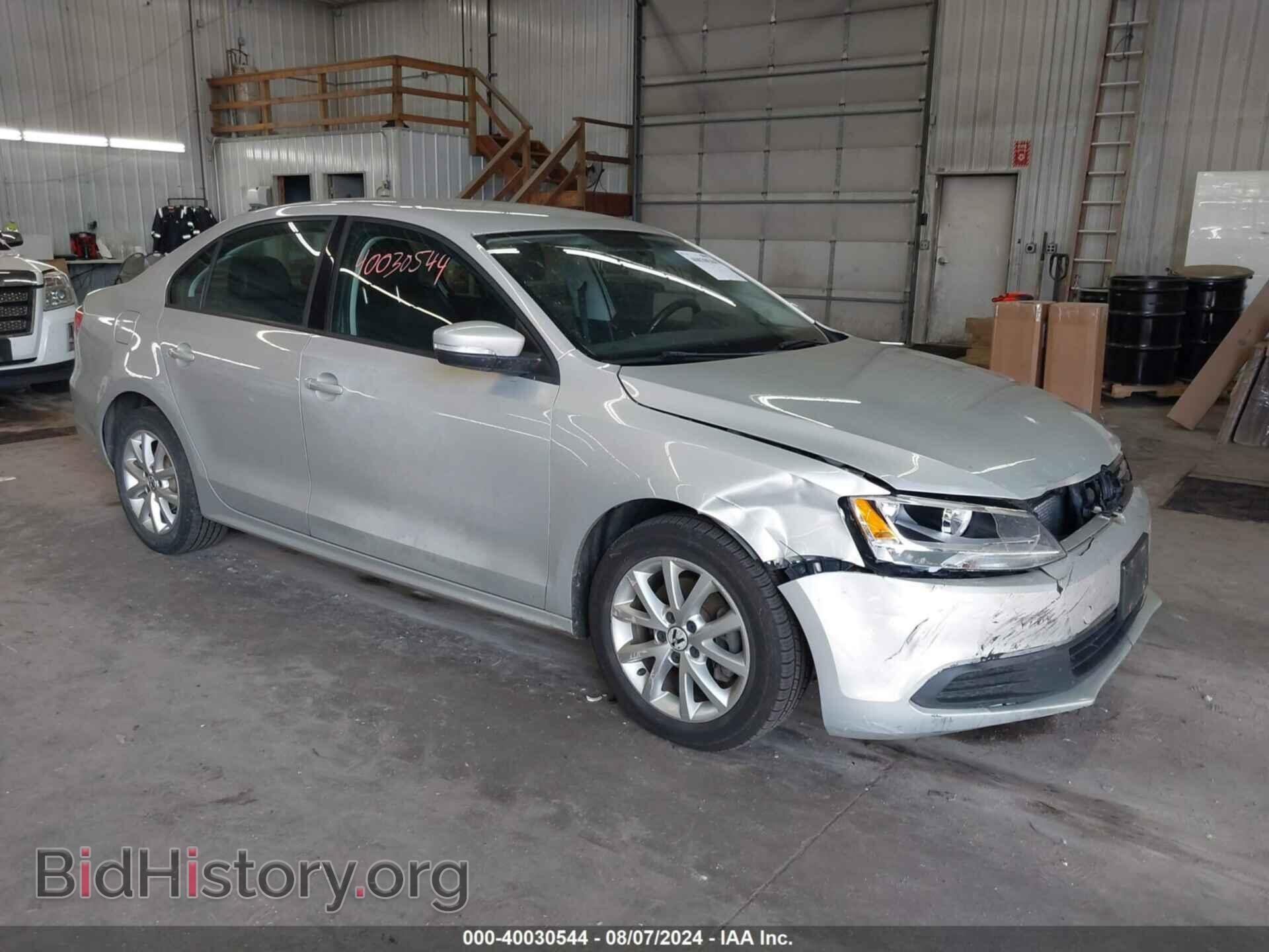 Фотография 3VWDX7AJ9BM026302 - VOLKSWAGEN JETTA 2011