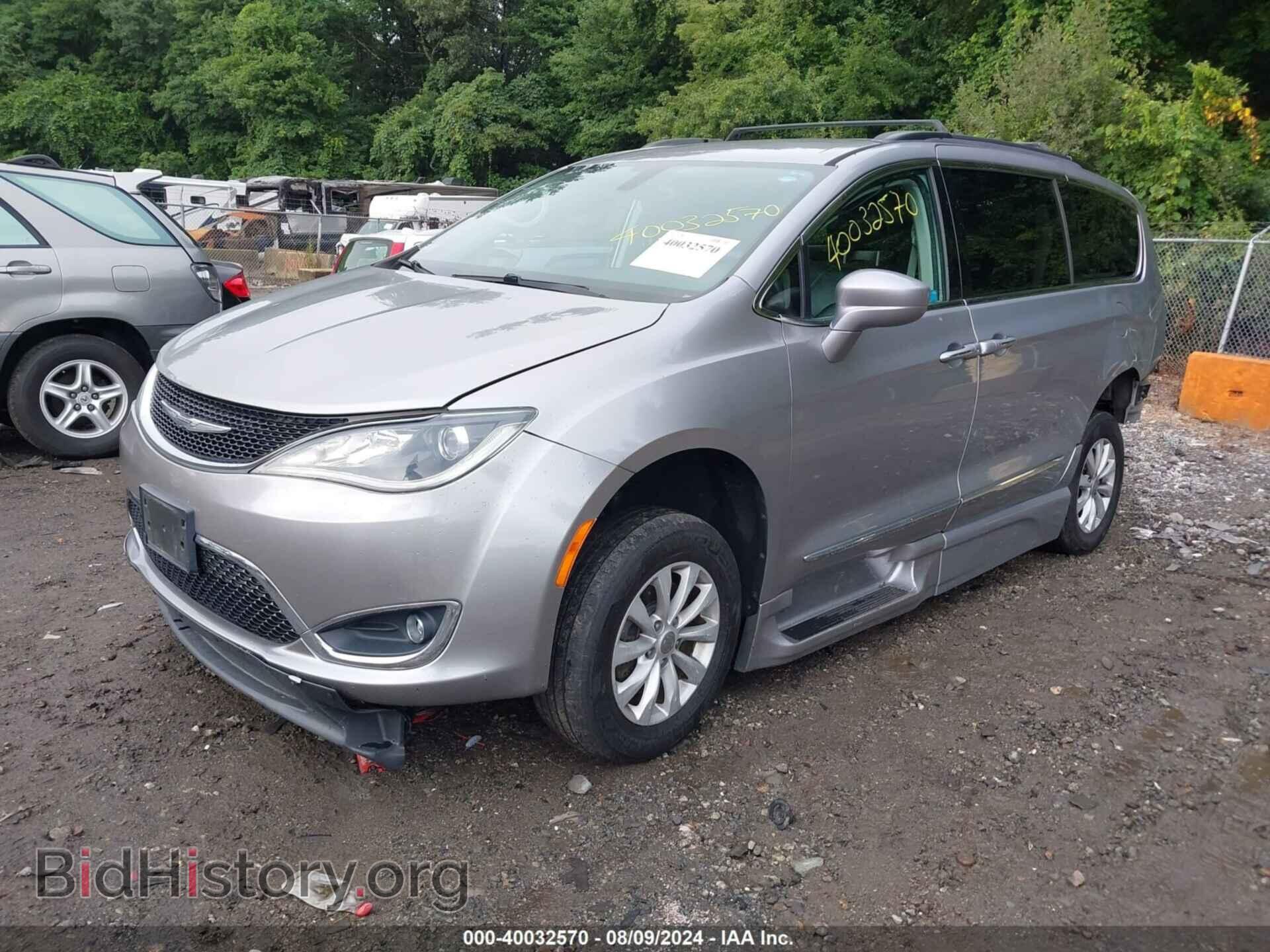 2017 CHRYSLER PACIFICA - VIN: 2C4RC1BG2HR613771 - Фото 2