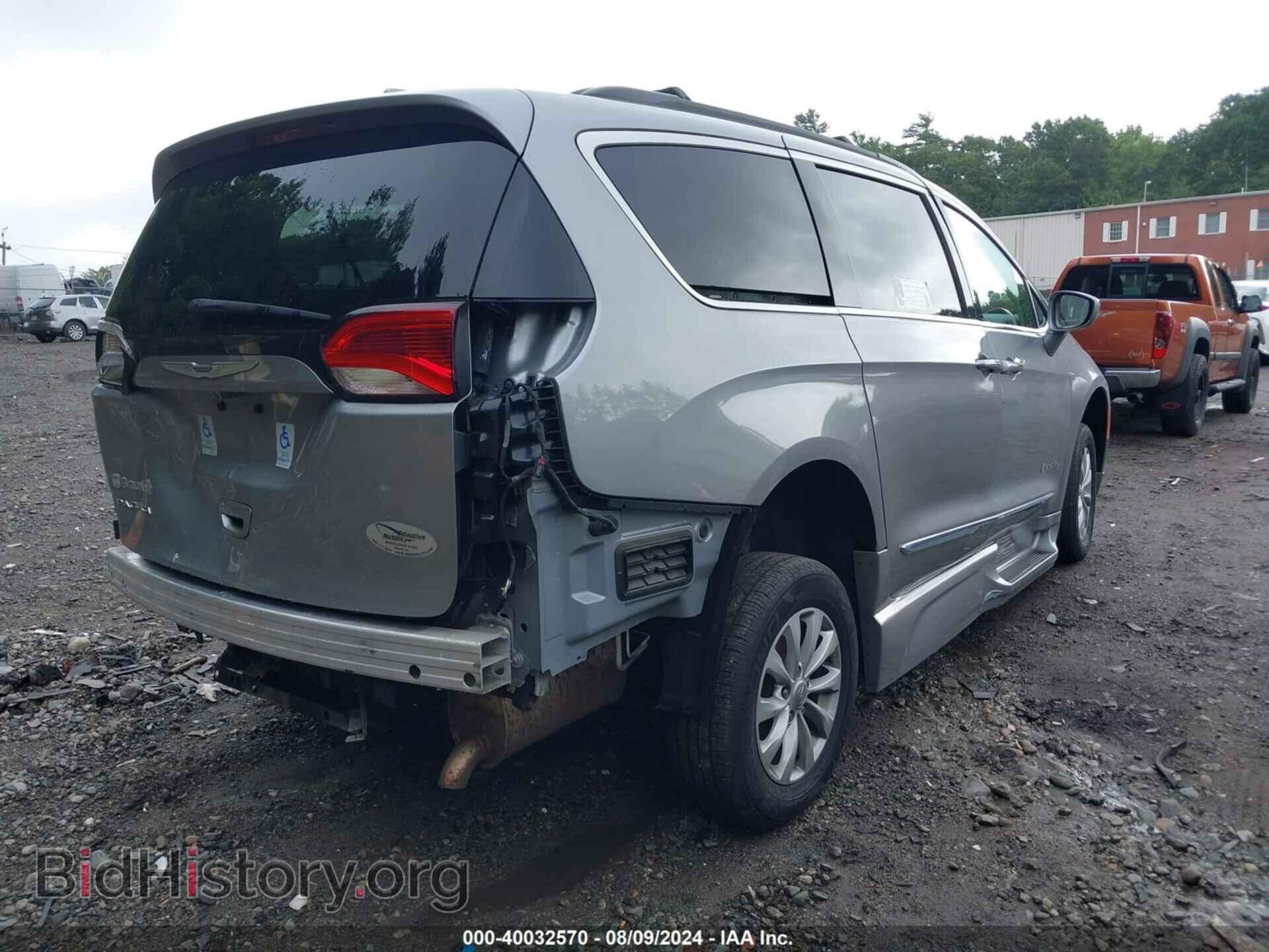 2017 CHRYSLER PACIFICA - VIN: 2C4RC1BG2HR613771 - Фото 4