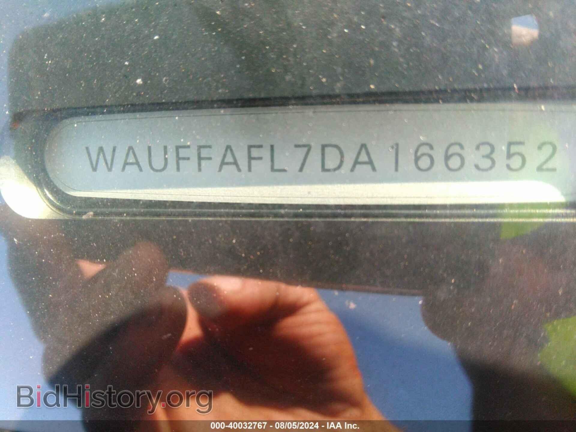 2013 AUDI A4 - VIN: WAUFFAFL7DA166352 - Фото 9