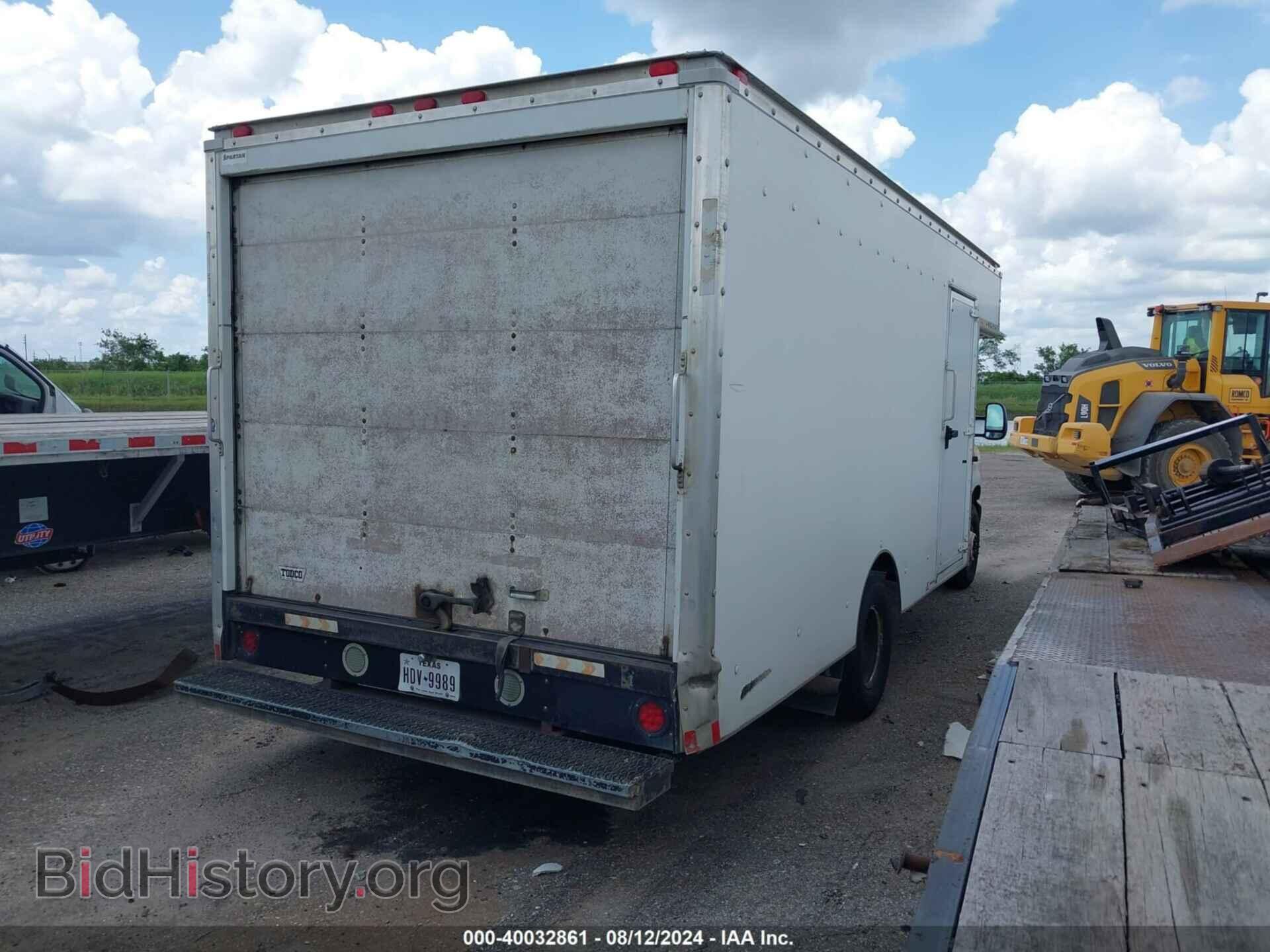 2012 FORD E-350 CUTAWAY - VIN: 1FDWE3FL3CDA18998 - Фото 4