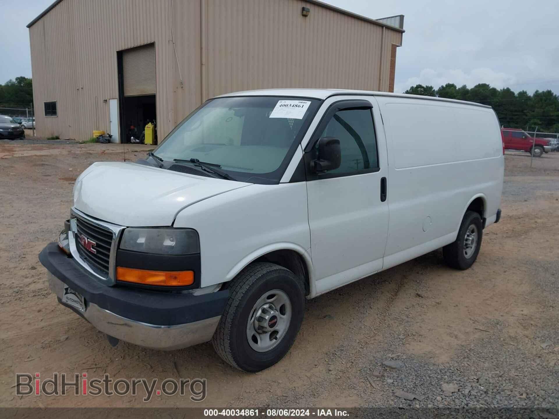 2014 GMC SAVANA 2500 - VIN: 1GTW7FCA4E1904299 - Photo 2