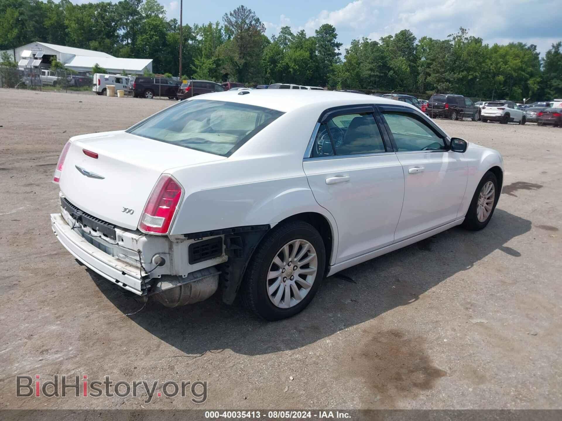 2014 CHRYSLER 300 - VIN: 2C3CCAAG1EH255446 - Фото 4