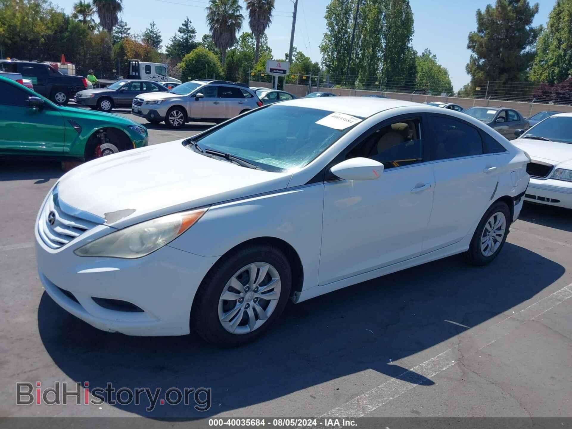 2011 HYUNDAI SONATA - VIN: 5NPEB4AC3BH084482 - Фото 2