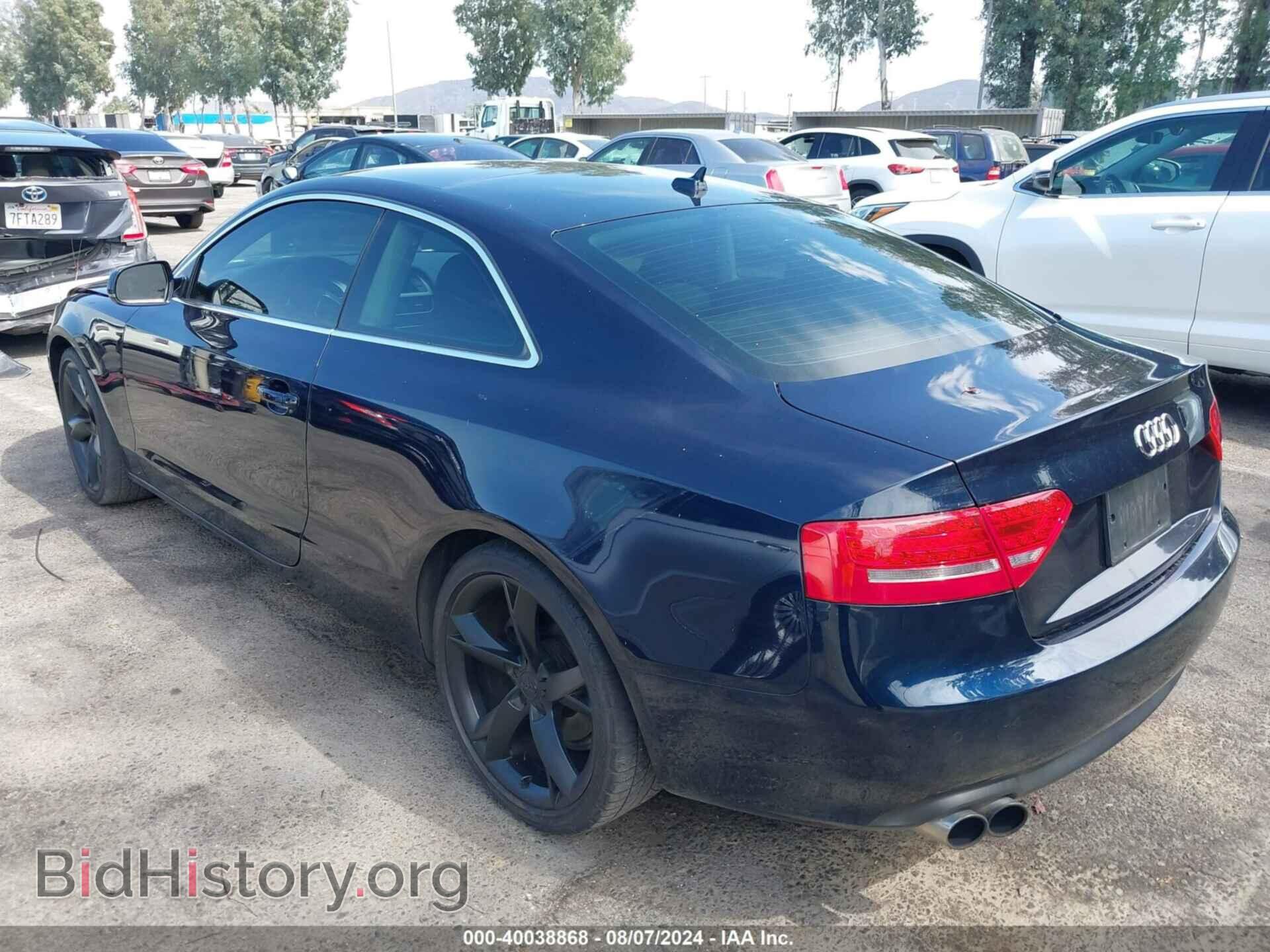 2010 AUDI A5 - VIN: WAULFAFR6AA057688 - Фото 3