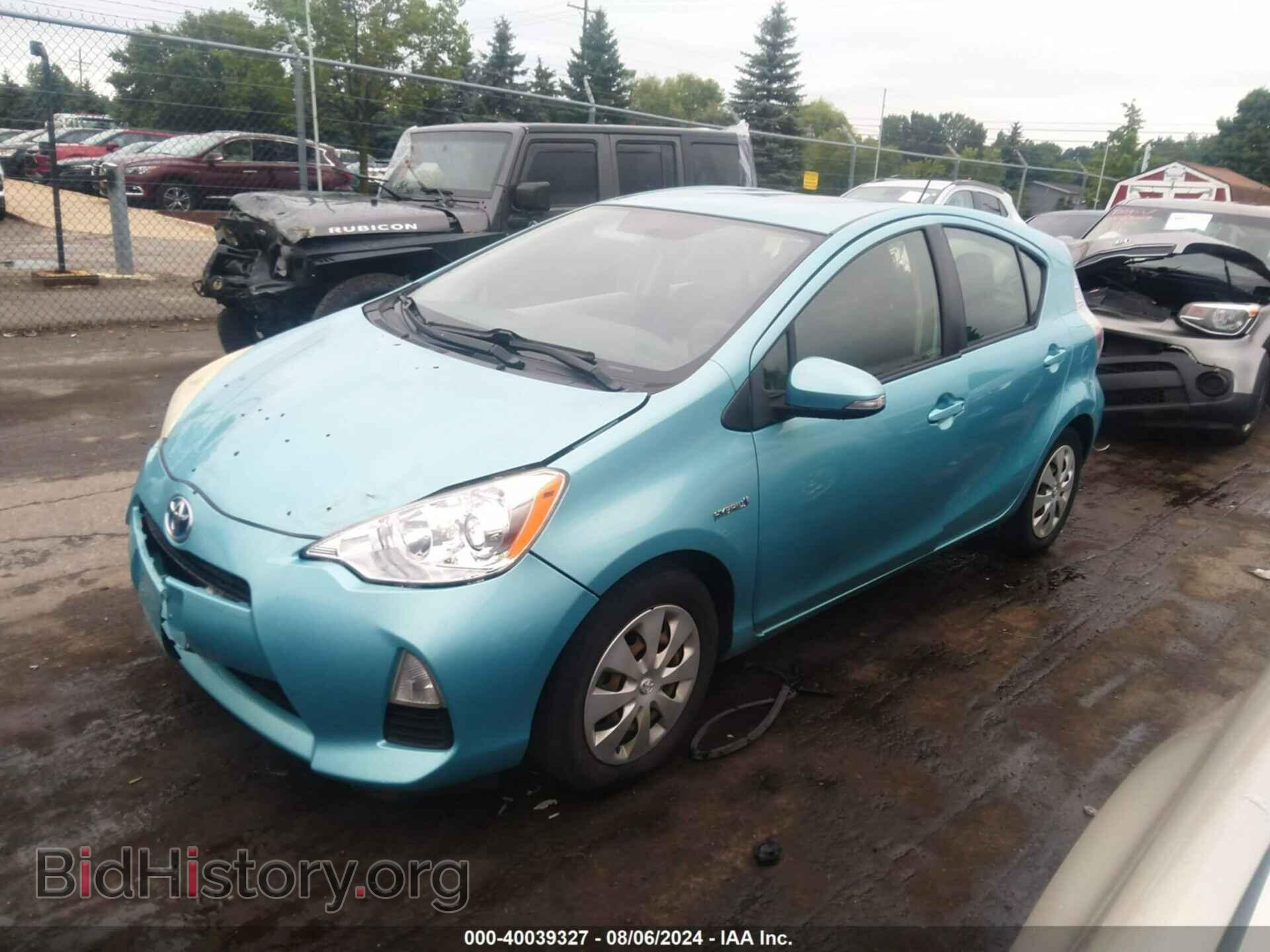 2013 TOYOTA PRIUS C - VIN: JTDKDTB35D1041777 - Фото 2