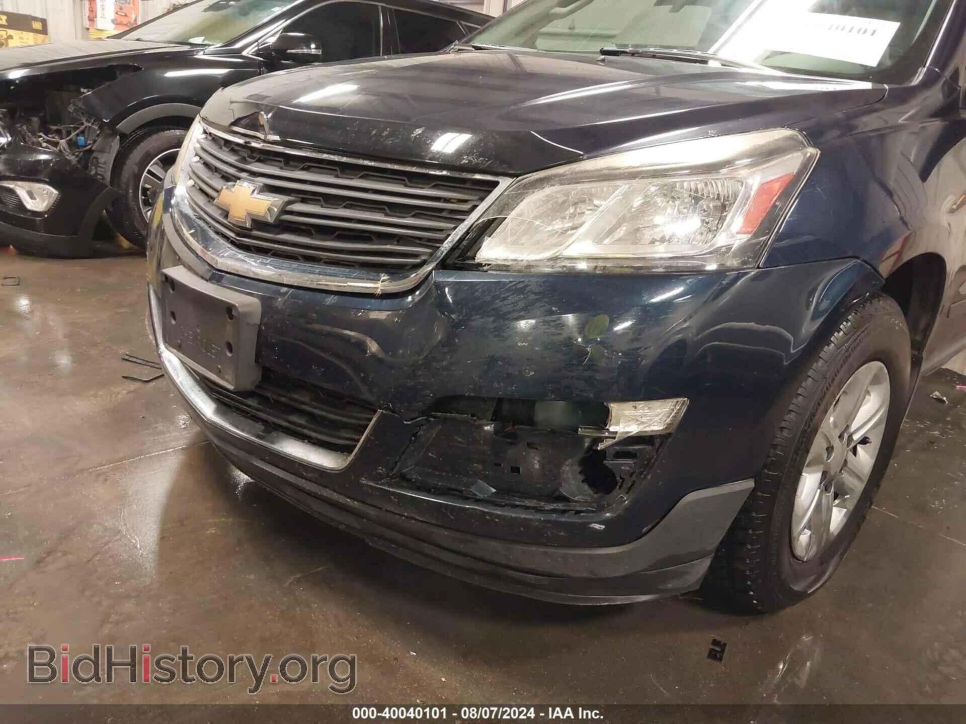 2017 CHEVROLET TRAVERSE - VIN: 1GNKVFED3HJ304834 - Фото 6