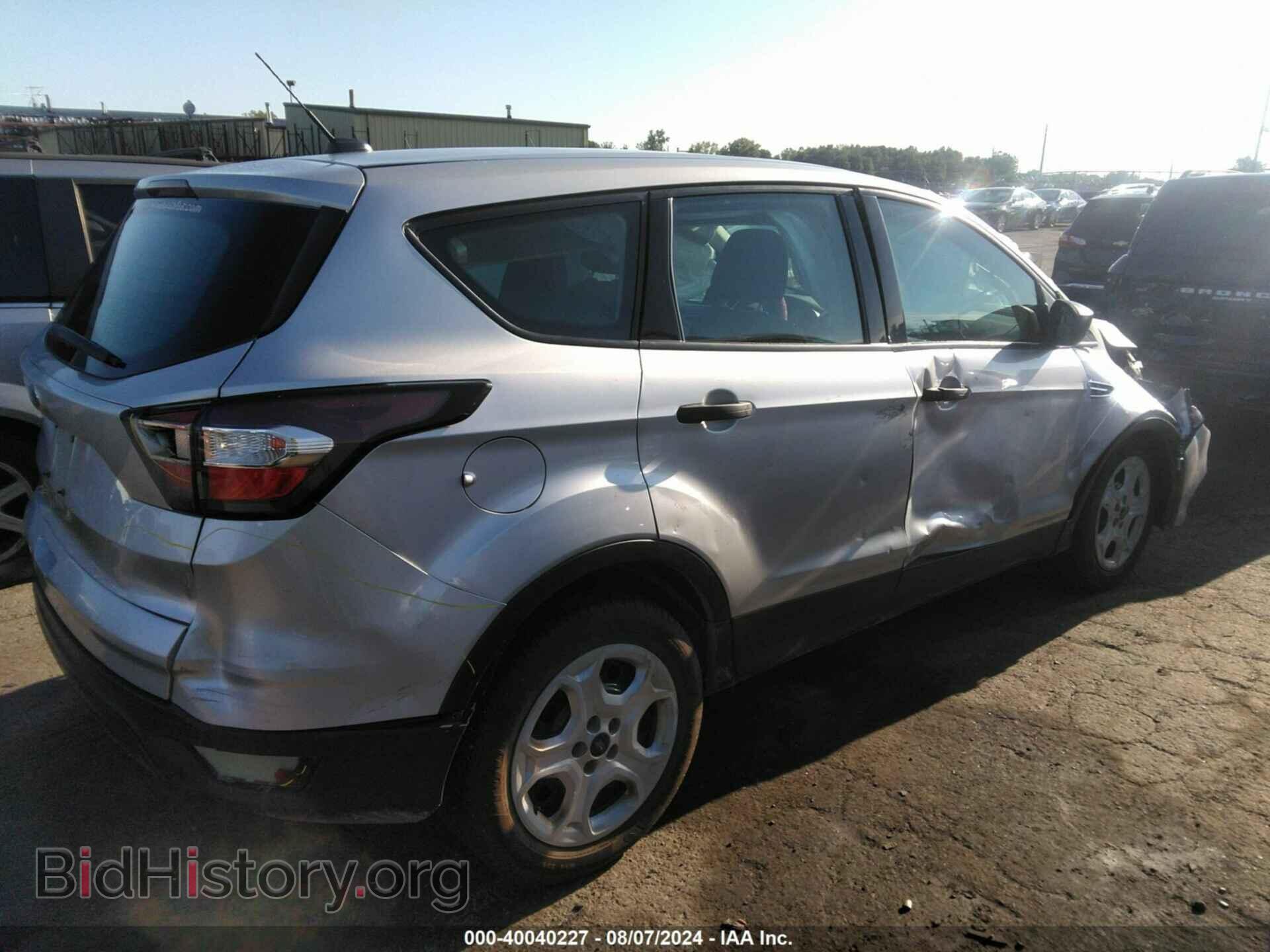 2017 FORD ESCAPE - VIN: 1FMCU0F77HUC63754 - Фото 4