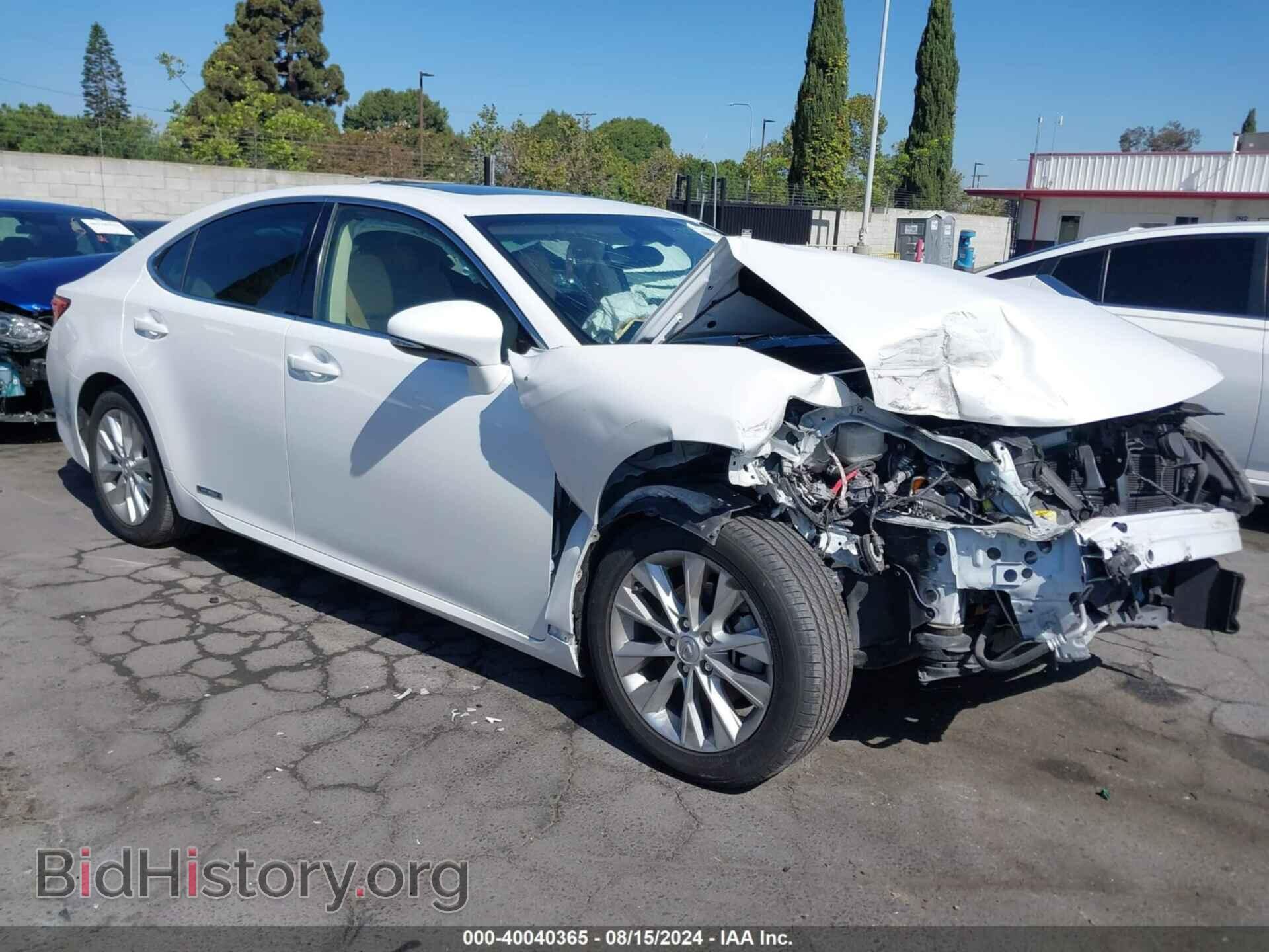 Фотография JTHBW1GG0E2067689 - LEXUS ES 300H 2014