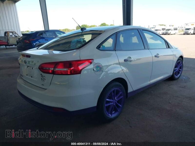 2017 Ford FOCUS (VIN 1FADP3F29HL288544) — photo 4 of 16
