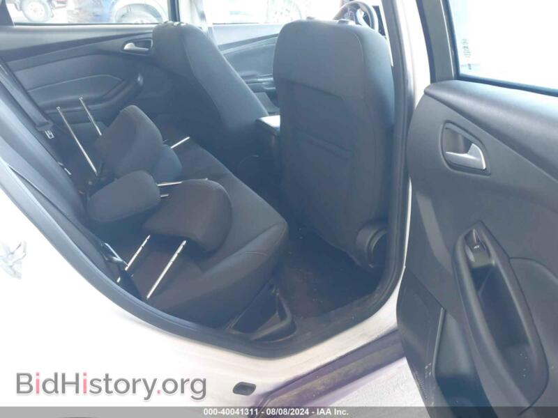 2017 Ford FOCUS (VIN 1FADP3F29HL288544) — photo 8 of 16