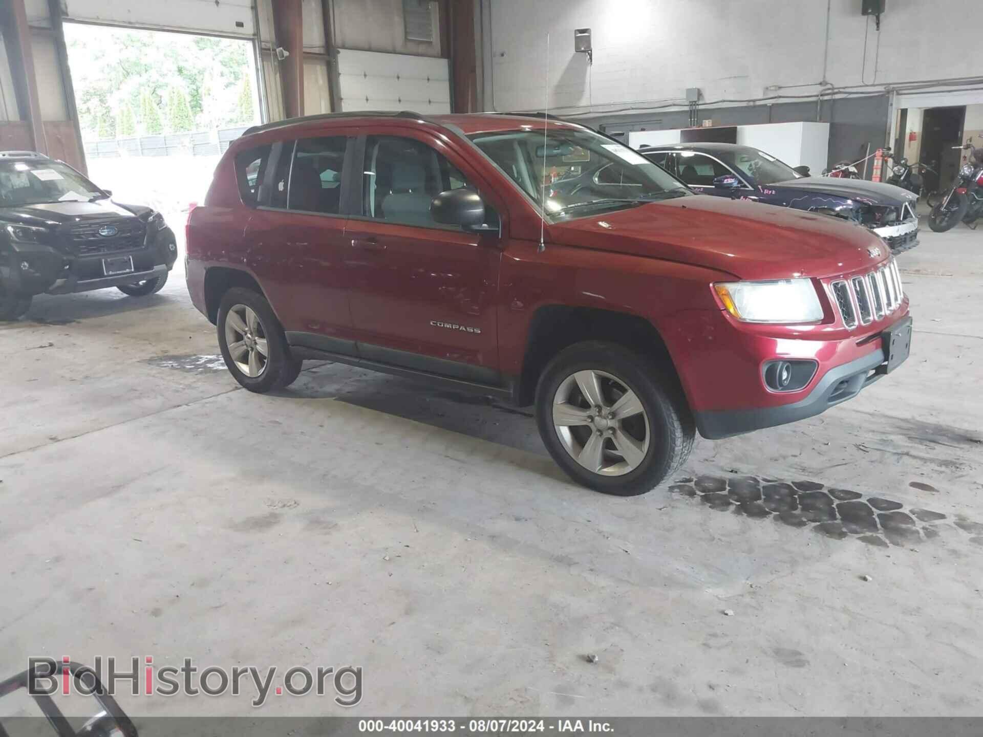 Photo 1J4NF1FB1BD201804 - JEEP COMPASS 2011