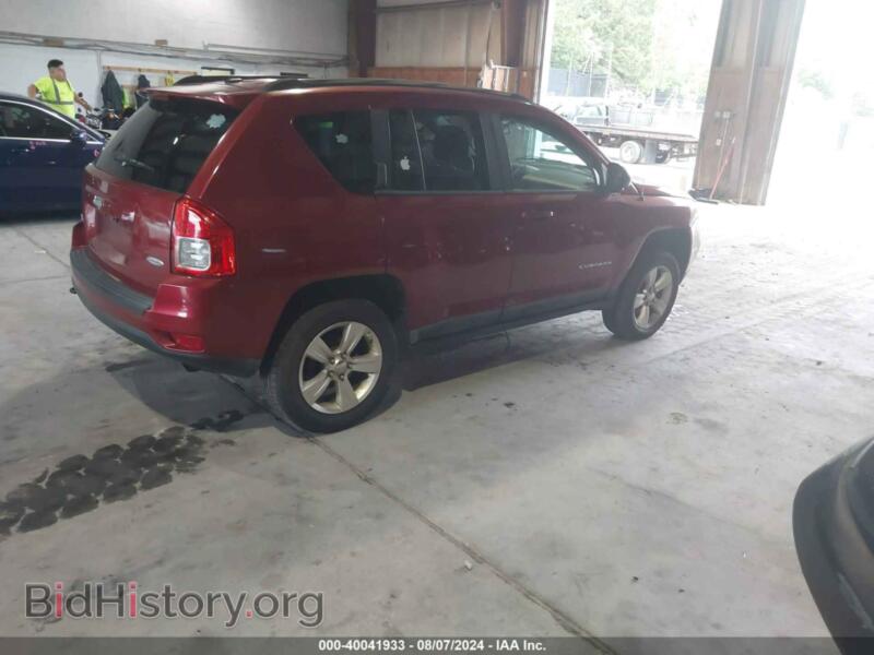 2011 Jeep COMPASS (VIN 1J4NF1FB1BD201804) — photo 4 of 11