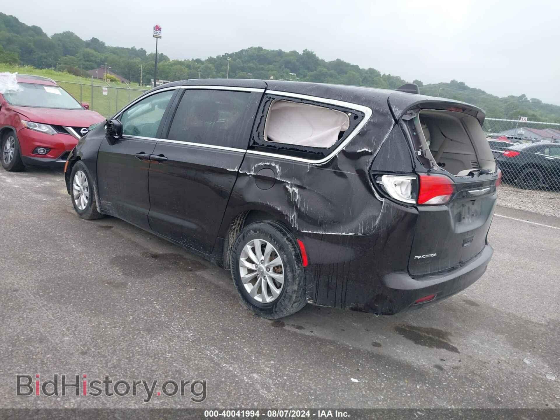 2017 CHRYSLER PACIFICA - VIN: 2C4RC1DG7HR812263 - Фото 3