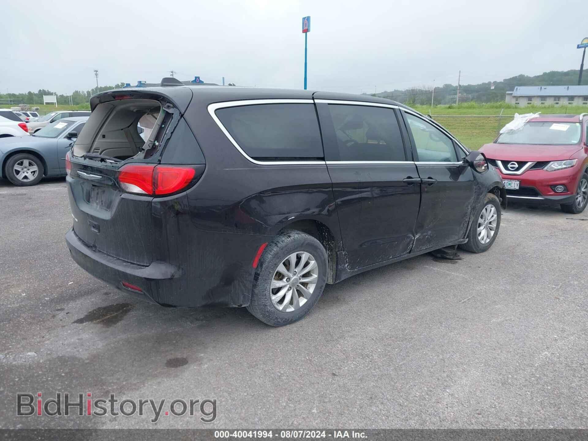 2017 CHRYSLER PACIFICA - VIN: 2C4RC1DG7HR812263 - Фото 4