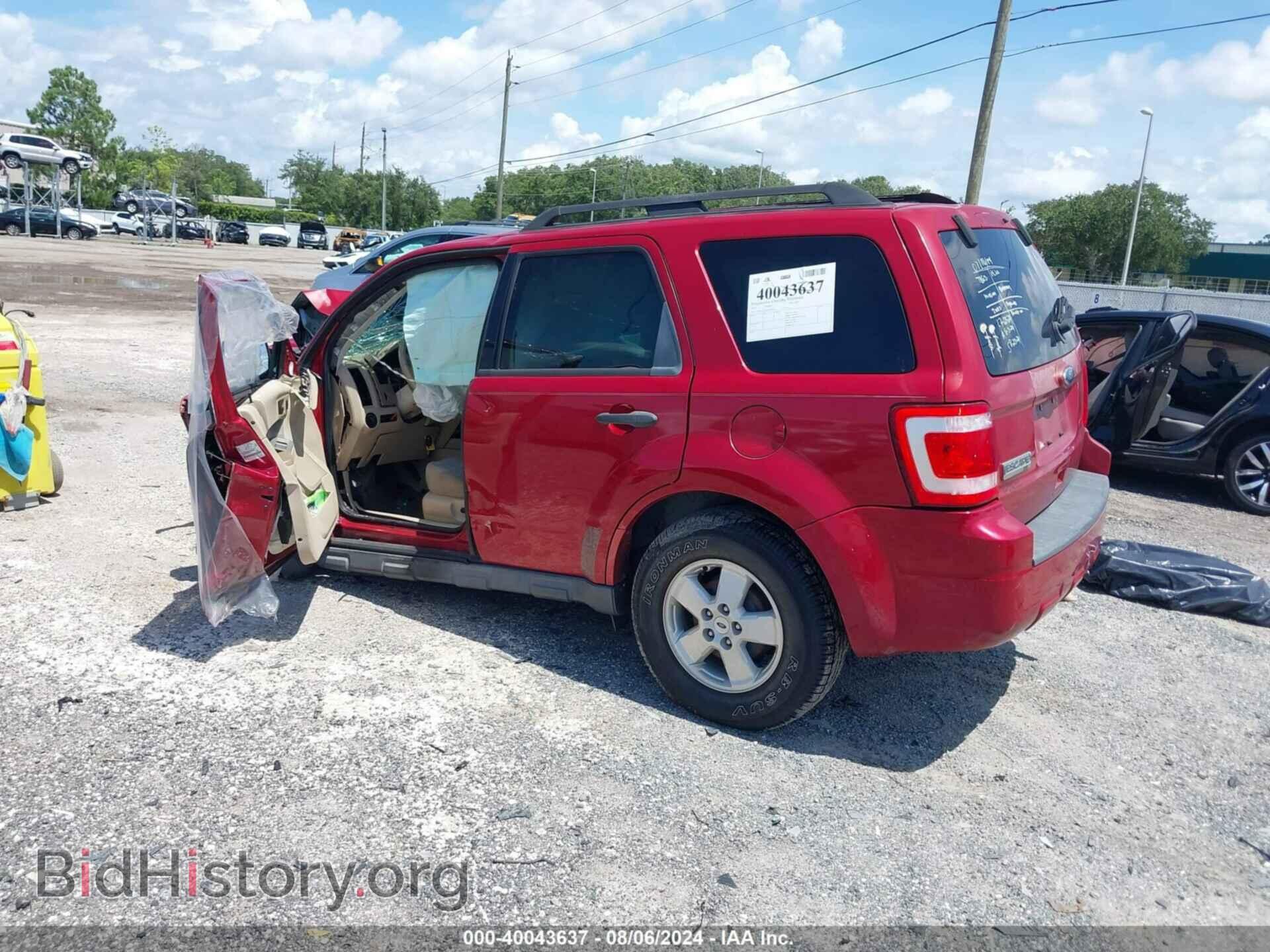 2011 FORD ESCAPE - VIN: 1FMCU0D76BKA42023 - Фото 3