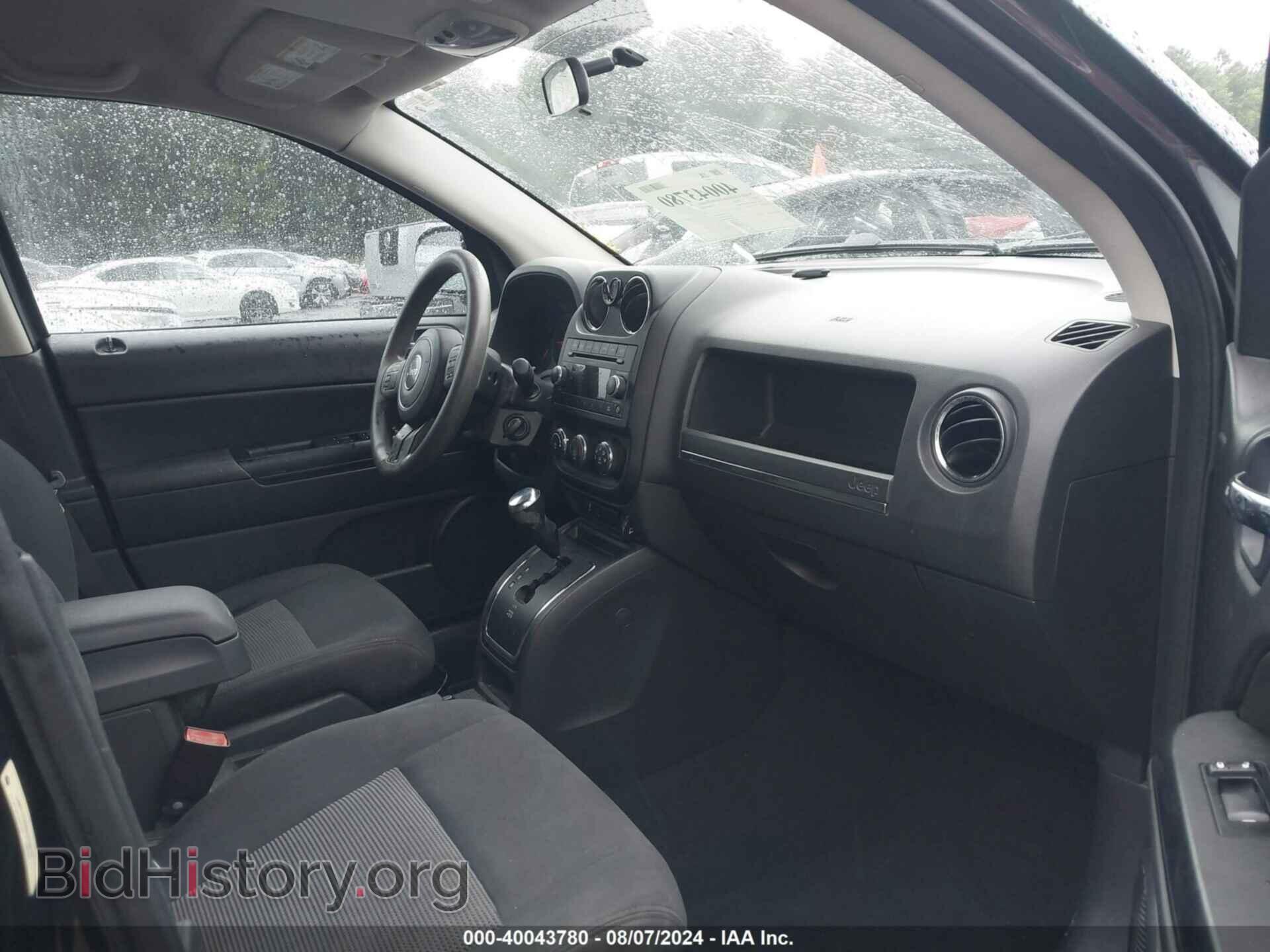 2011 JEEP COMPASS - VIN: 1J4NT1FA5BD219819 - Photo 5