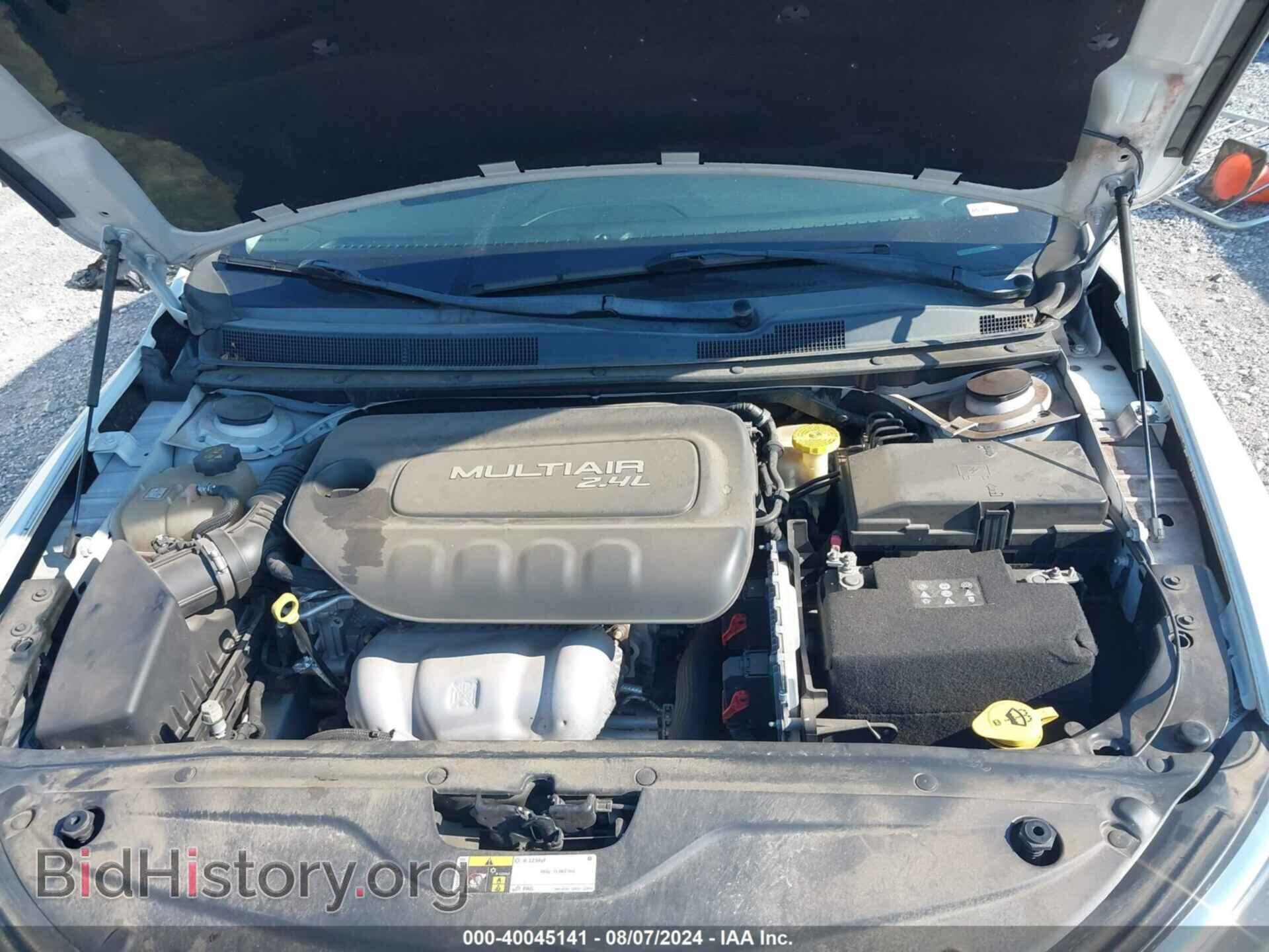 2015 CHRYSLER 200 - VIN: 1C3CCCABXFN743318 - Фото 10