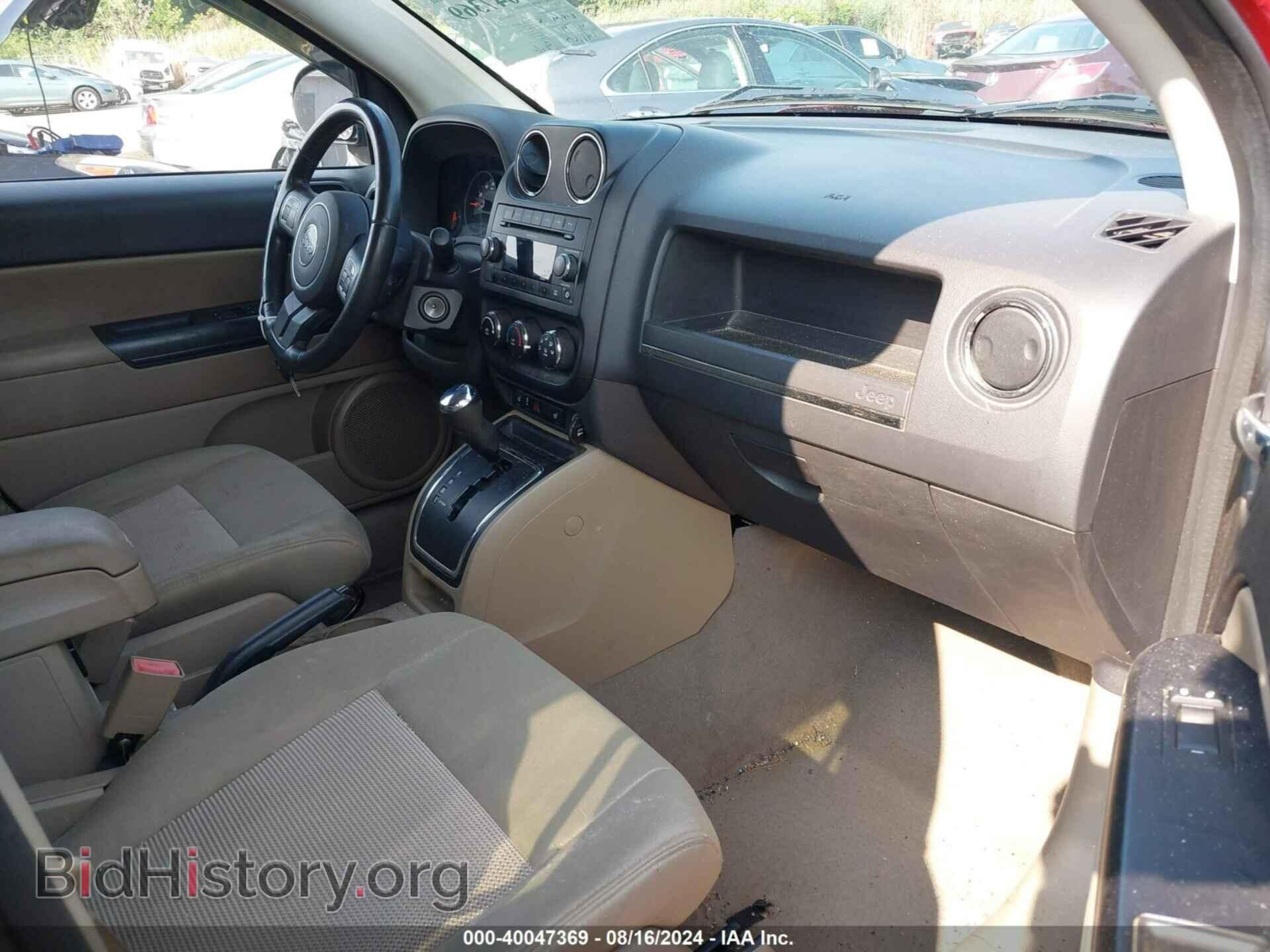 2011 JEEP COMPASS - VIN: 1J4NF1FB1BD180470 - Фото 5