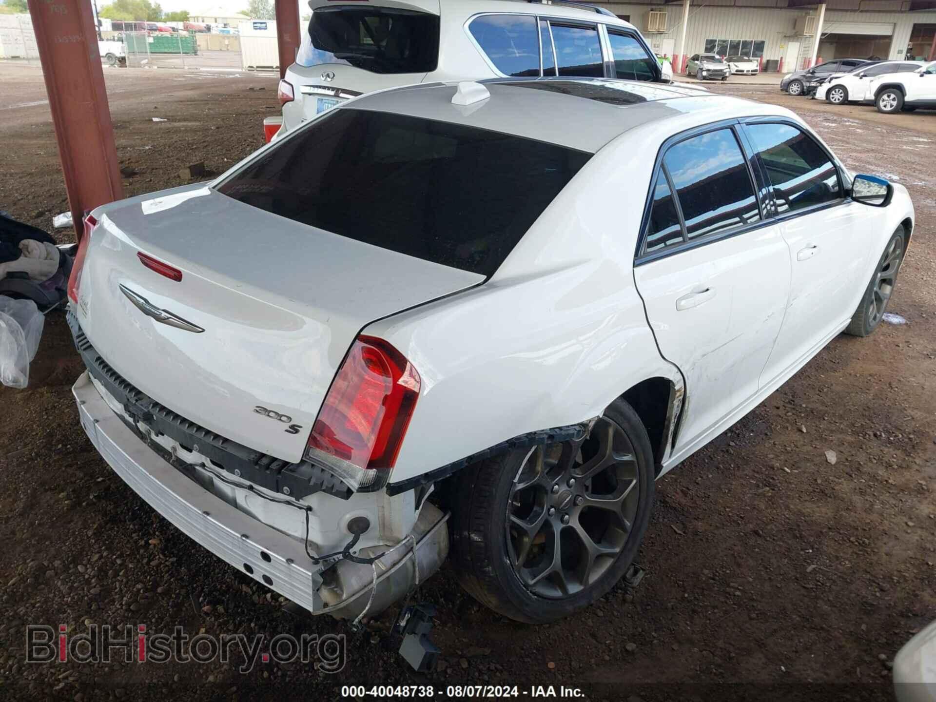 2017 CHRYSLER 300 - VIN: 2C3CCABG2HH646558 - Фото 4