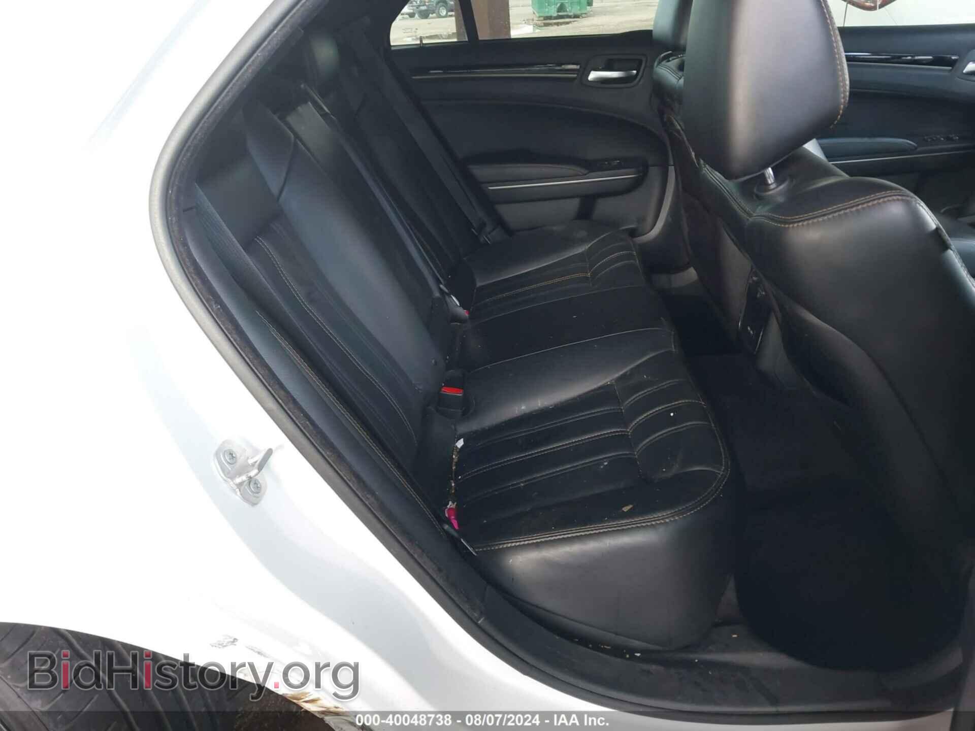2017 CHRYSLER 300 - VIN: 2C3CCABG2HH646558 - Фото 8