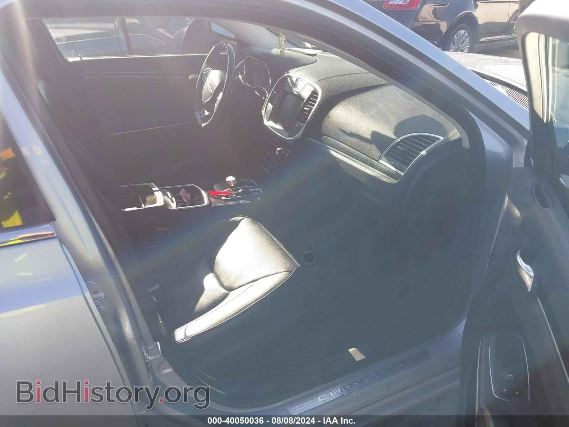 2020 CHRYSLER 300 - VIN: 2C3CCAEG9LH102871 - Фото 5