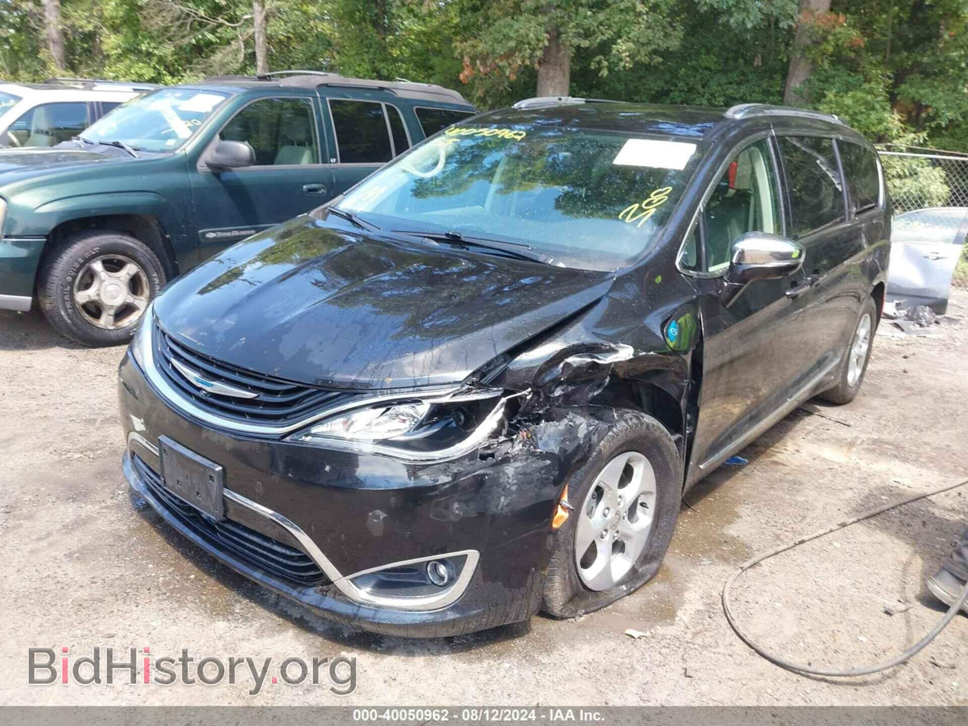 2018 CHRYSLER PACIFICA HYBRID - VIN: 2C4RC1N73JR168541 - Фото 2