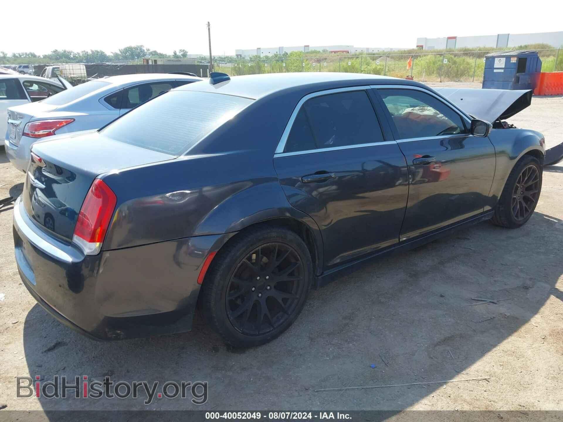 2015 CHRYSLER 300 - VIN: 2C3CCAAG0FH763439 - Фото 4